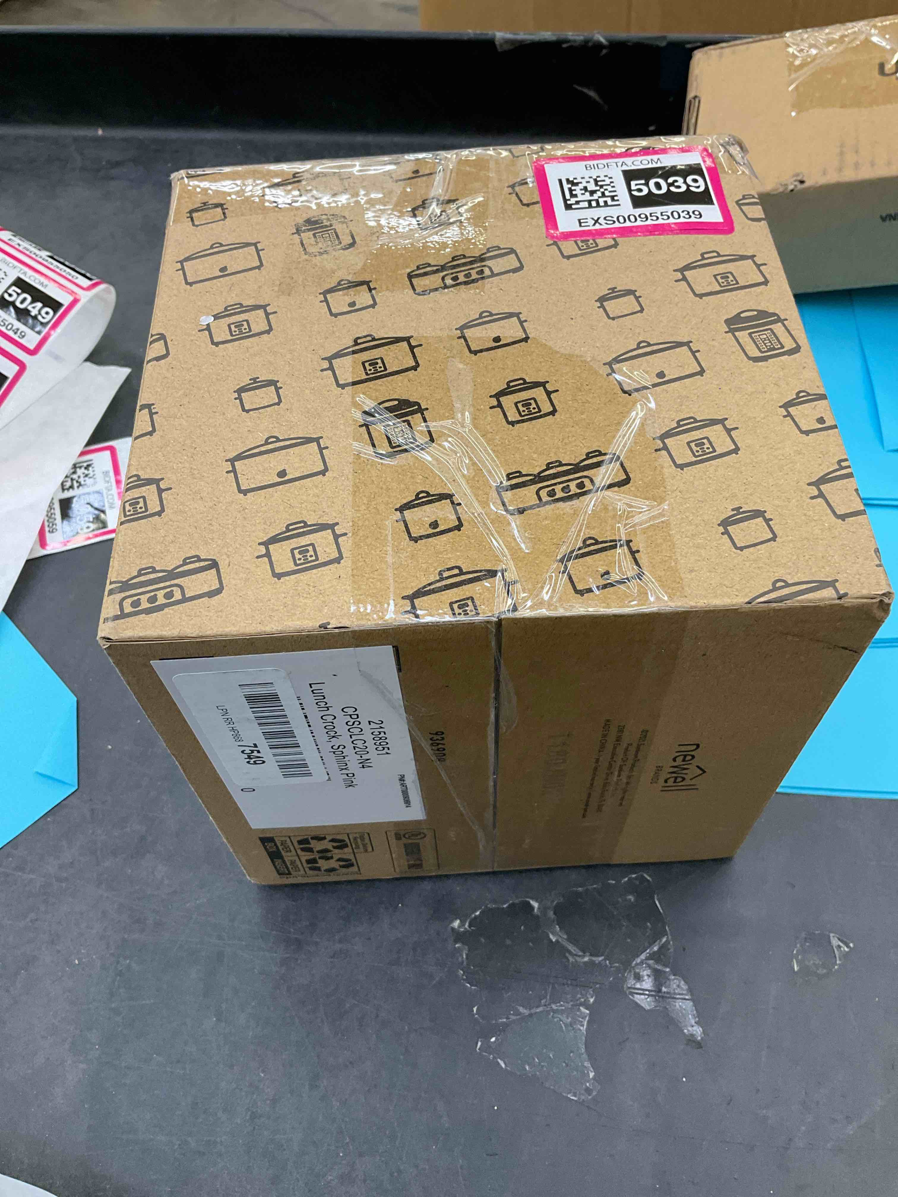 https://s3.amazonaws.com/lotting-images-prod/BargainHunt/EXS00955039_1707847154521.jpeg