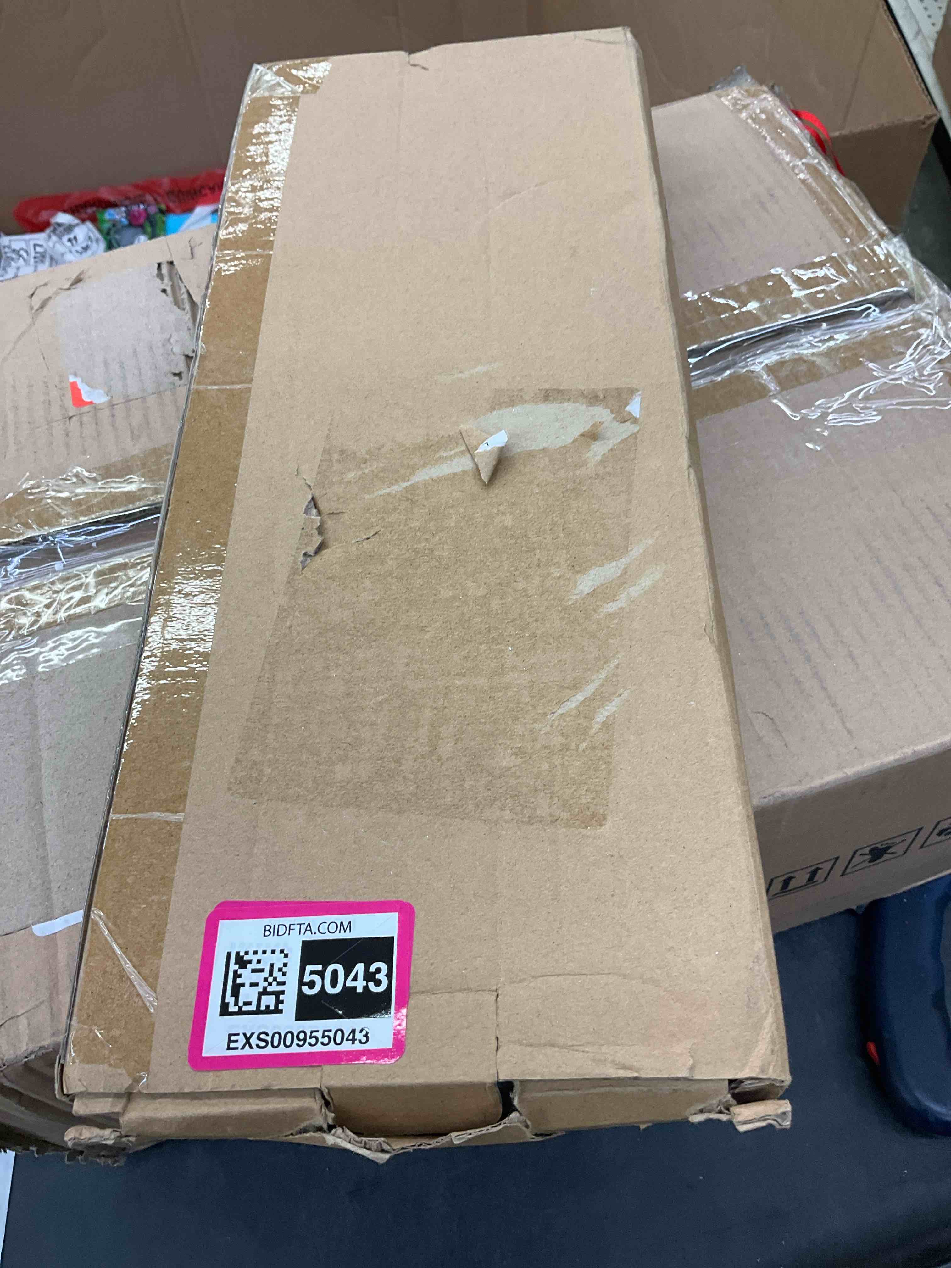 https://s3.amazonaws.com/lotting-images-prod/BargainHunt/EXS00955043_1707847940820.jpeg