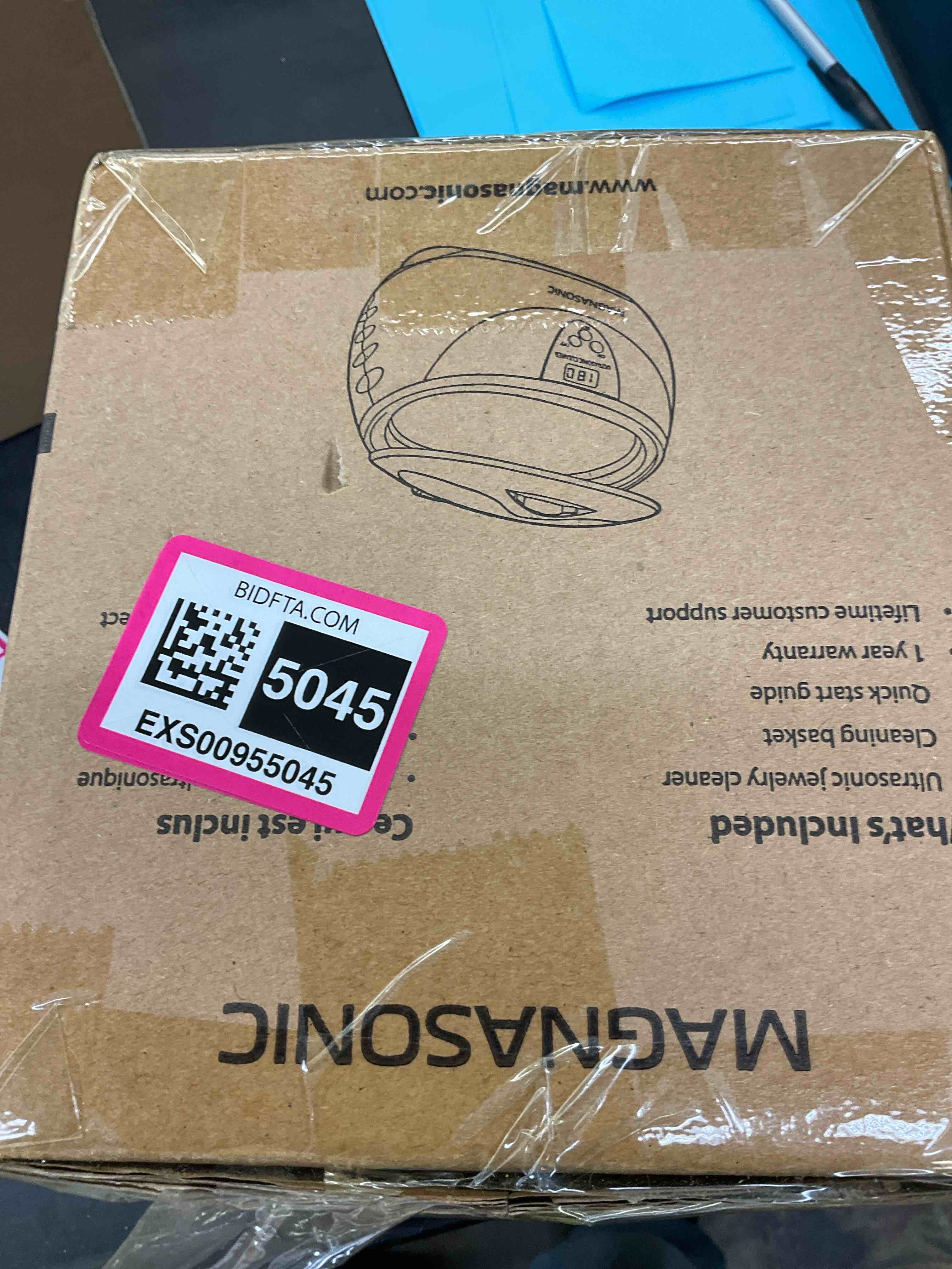 https://s3.amazonaws.com/lotting-images-prod/BargainHunt/EXS00955045_1707848103104.jpeg