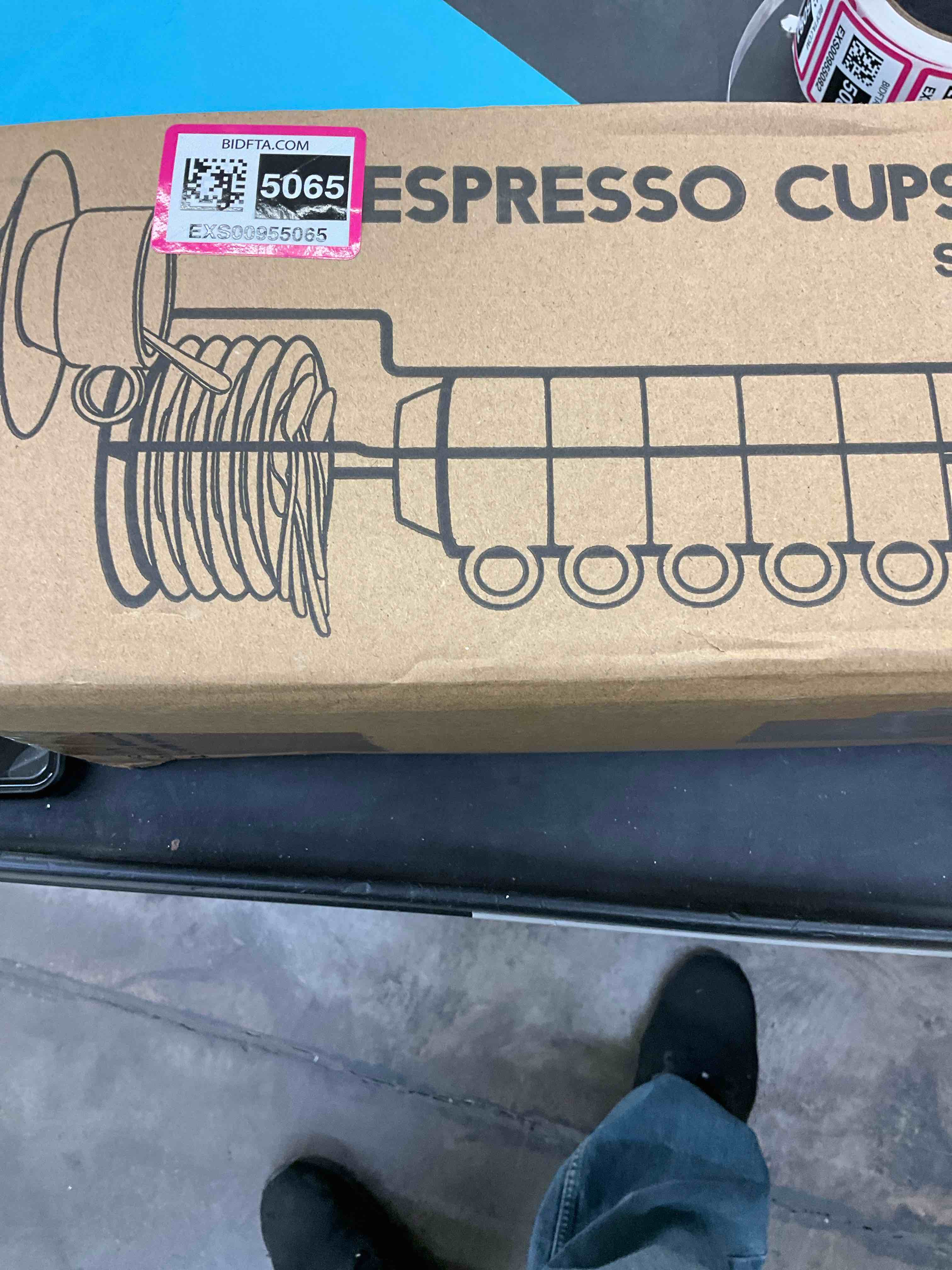 https://s3.amazonaws.com/lotting-images-prod/BargainHunt/EXS00955065_1707855982023.jpeg
