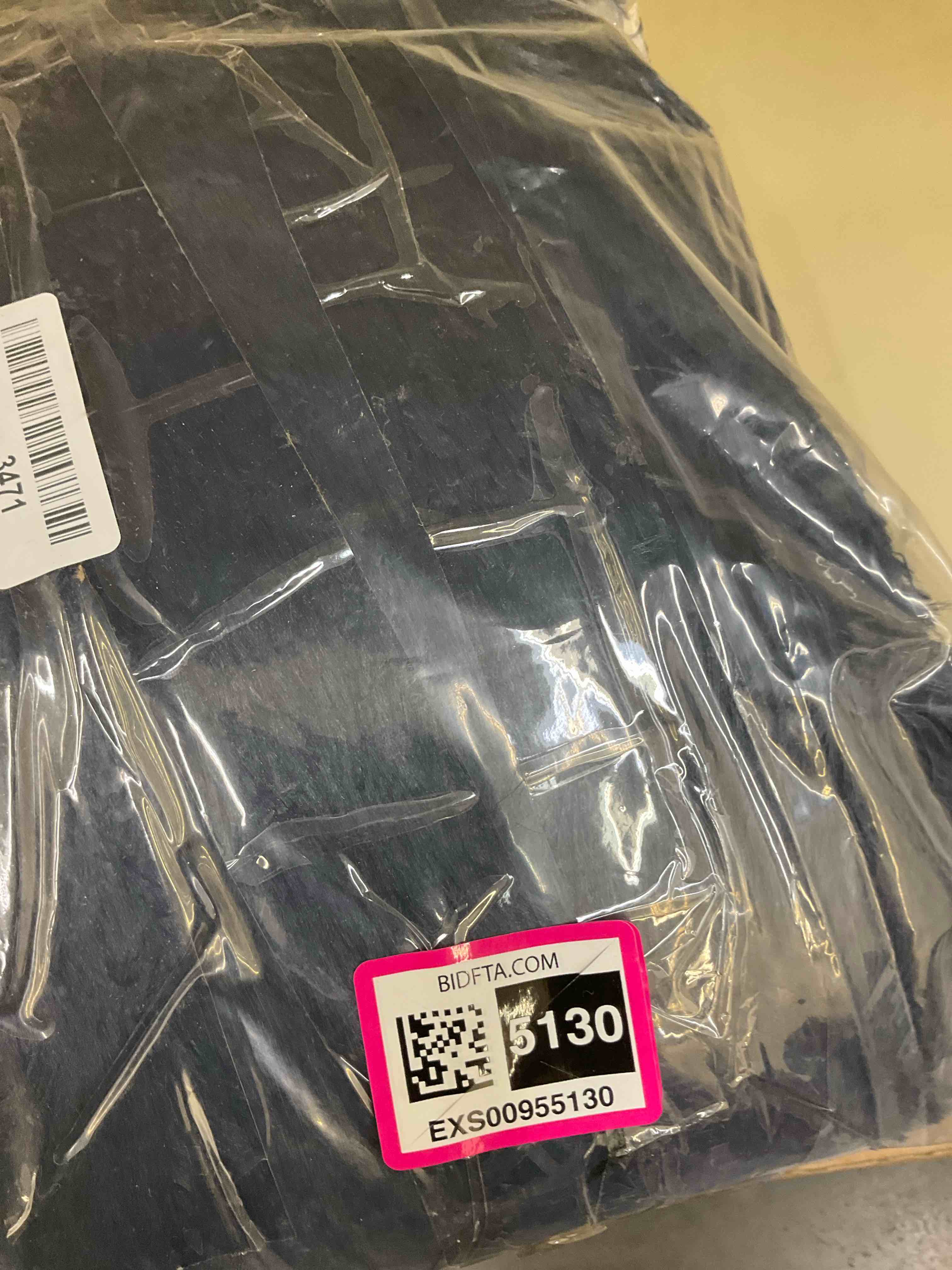 https://s3.amazonaws.com/lotting-images-prod/BargainHunt/EXS00955130_1708353818139.jpeg