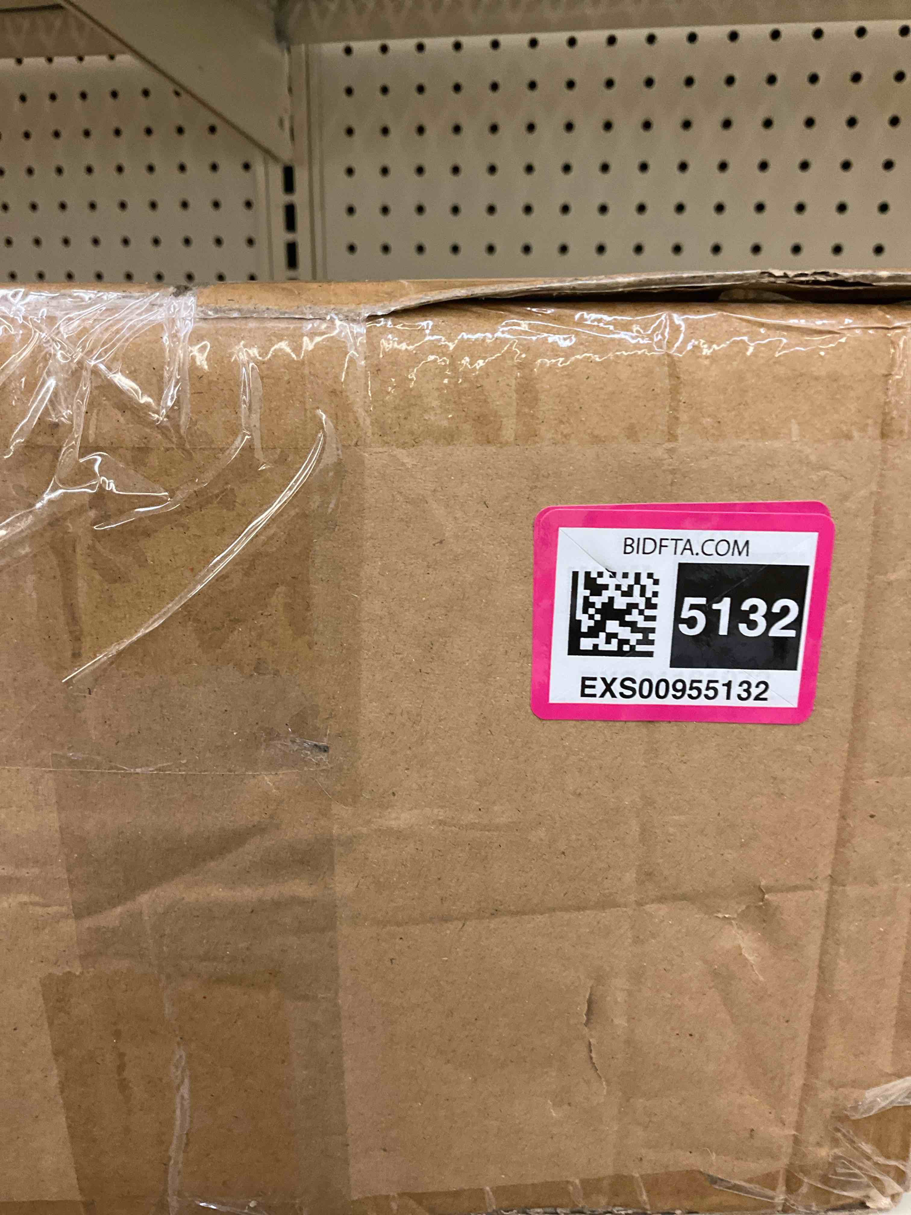 https://s3.amazonaws.com/lotting-images-prod/BargainHunt/EXS00955132_1708353937564.jpeg