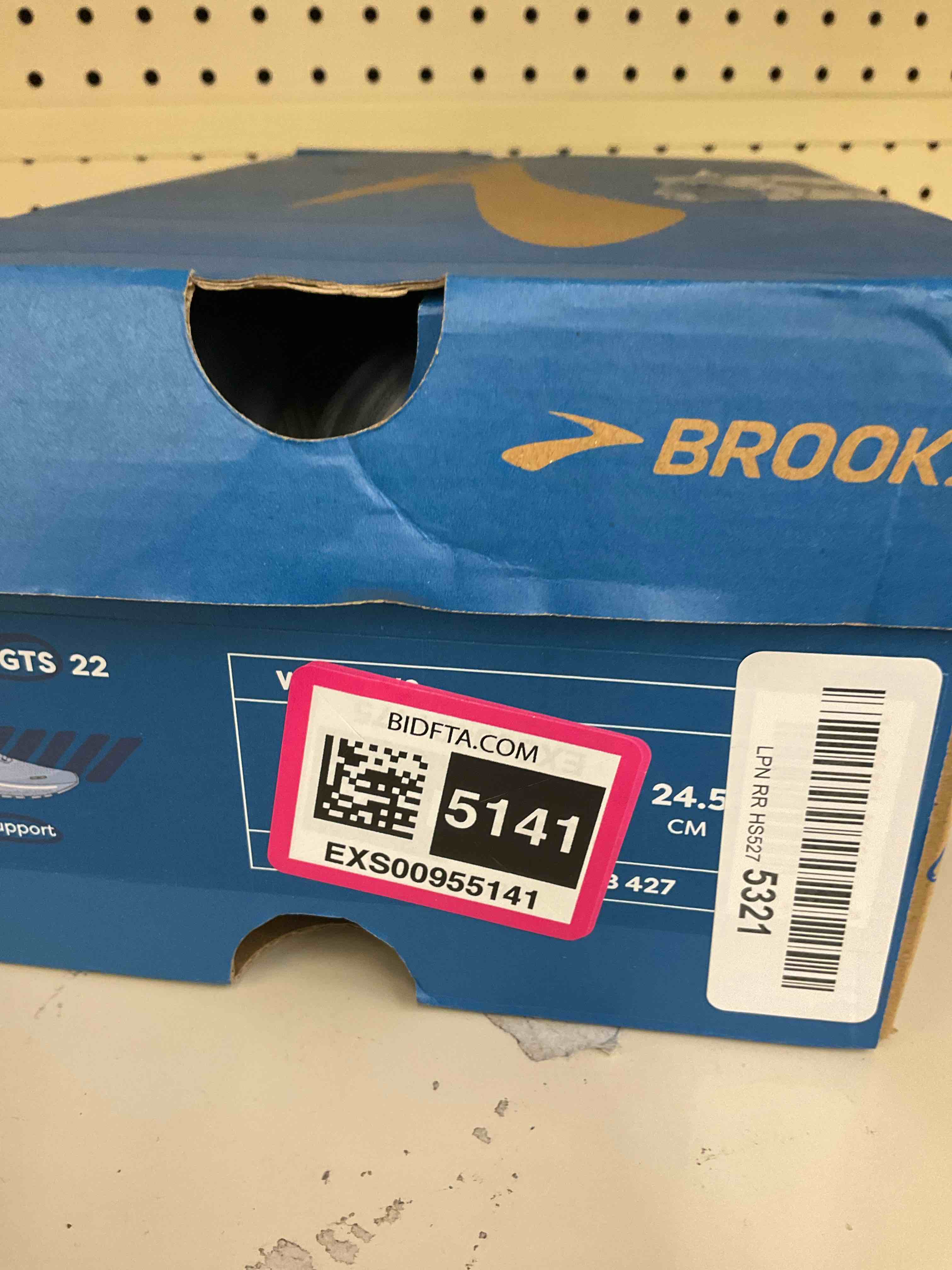 https://s3.amazonaws.com/lotting-images-prod/BargainHunt/EXS00955141_1708356194203.jpeg