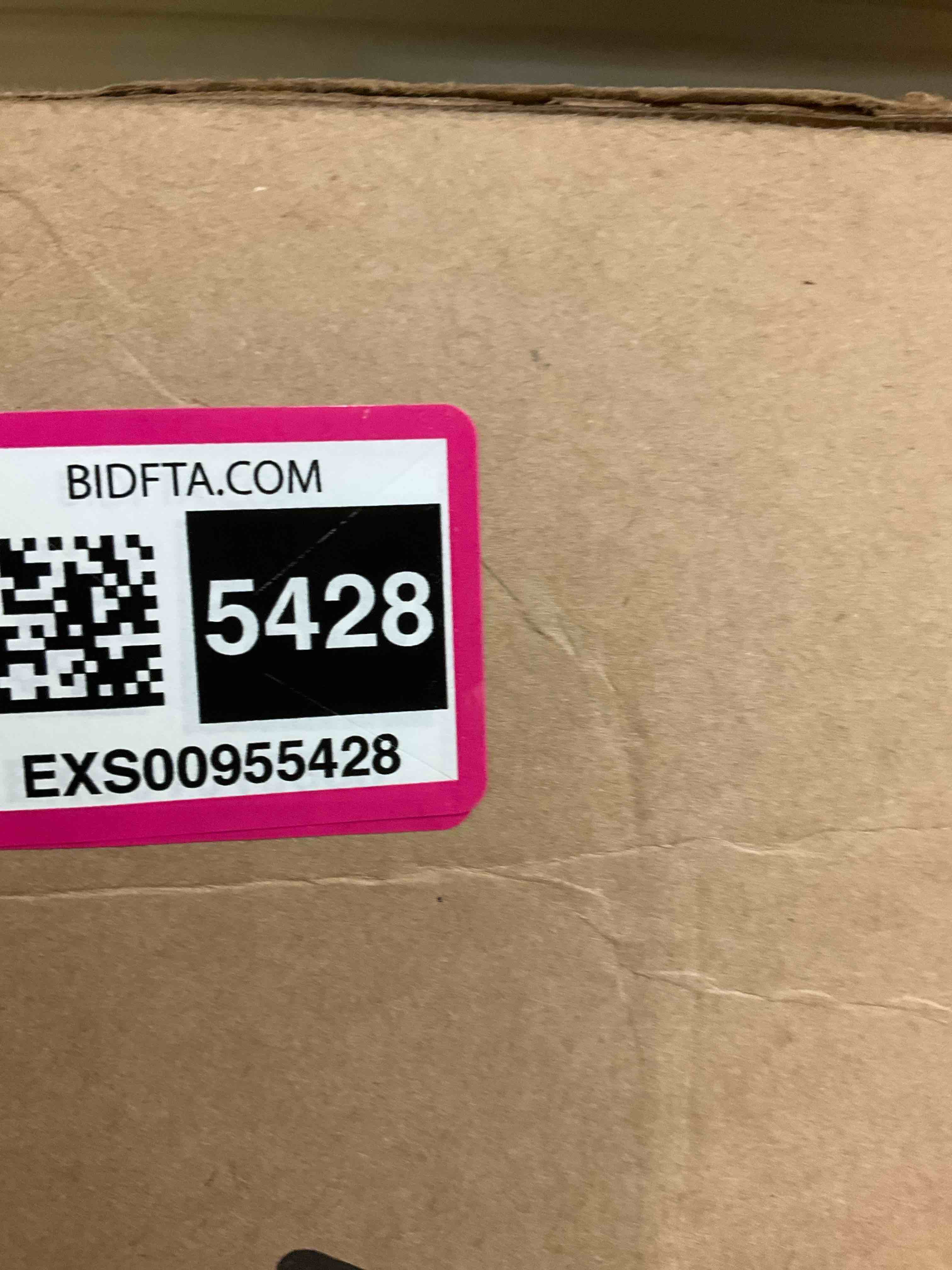 https://s3.amazonaws.com/lotting-images-prod/BargainHunt/EXS00955428_1710883658040.jpeg