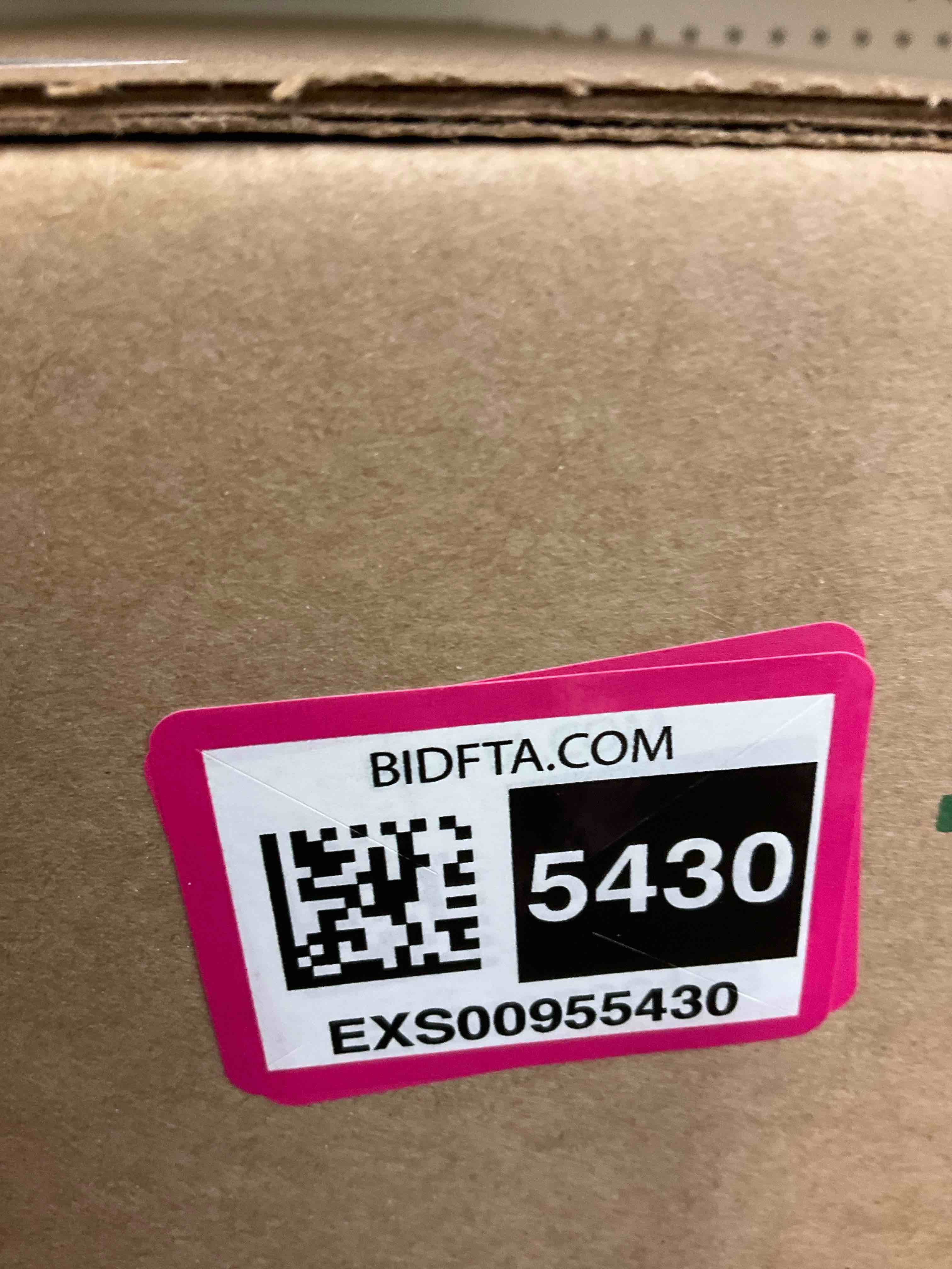 https://s3.amazonaws.com/lotting-images-prod/BargainHunt/EXS00955430_1710883765361.jpeg