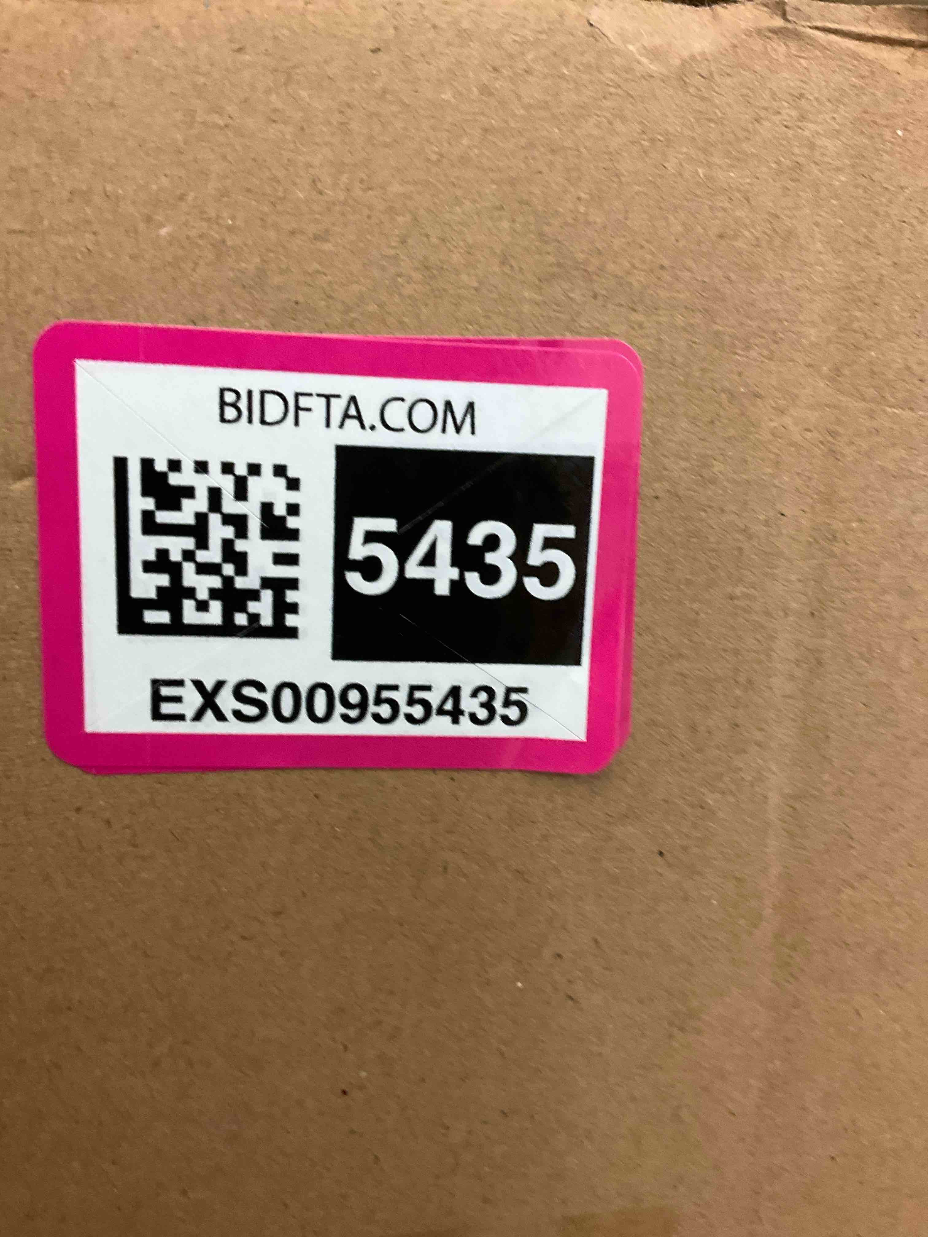https://s3.amazonaws.com/lotting-images-prod/BargainHunt/EXS00955435_1710884069519.jpeg