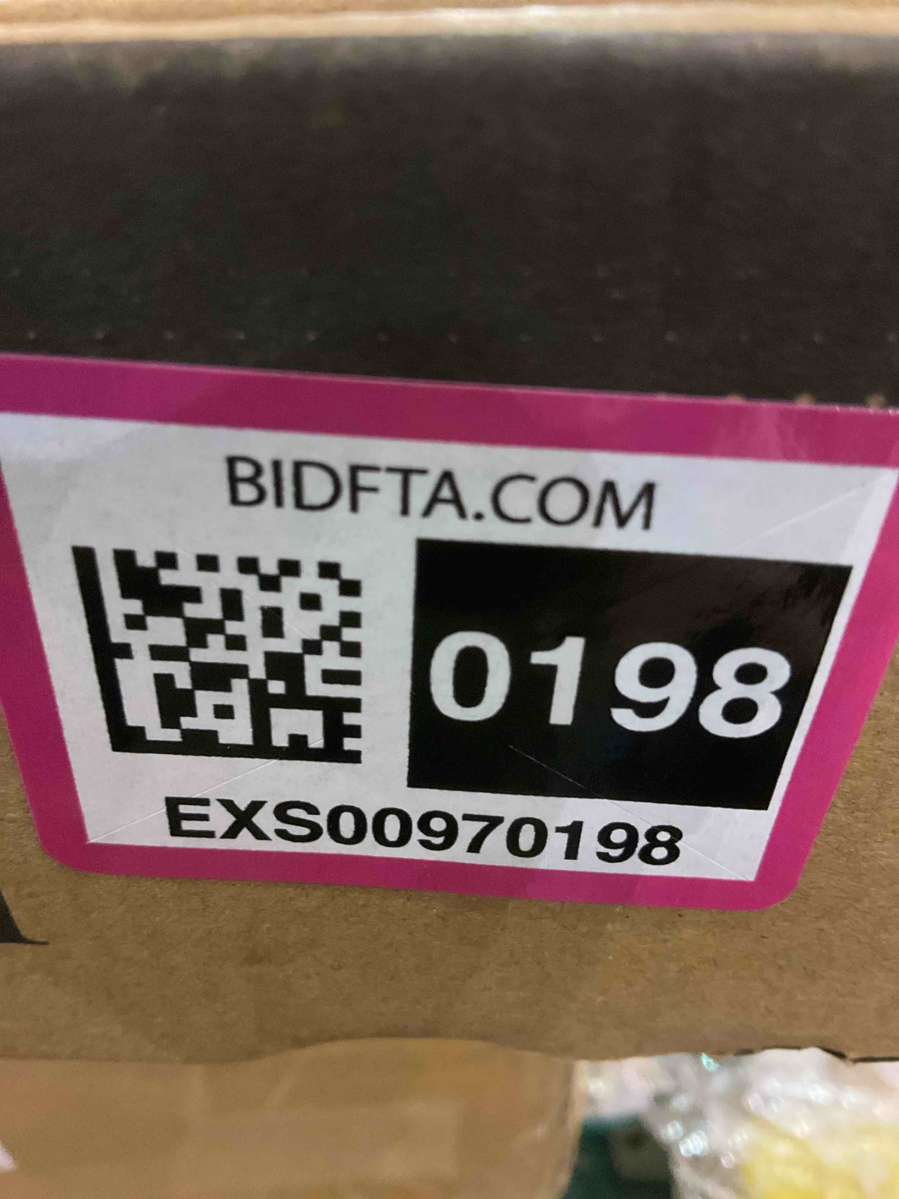 https://s3.amazonaws.com/lotting-images-prod/BargainHunt/EXS00970198_1707225392303.jpeg