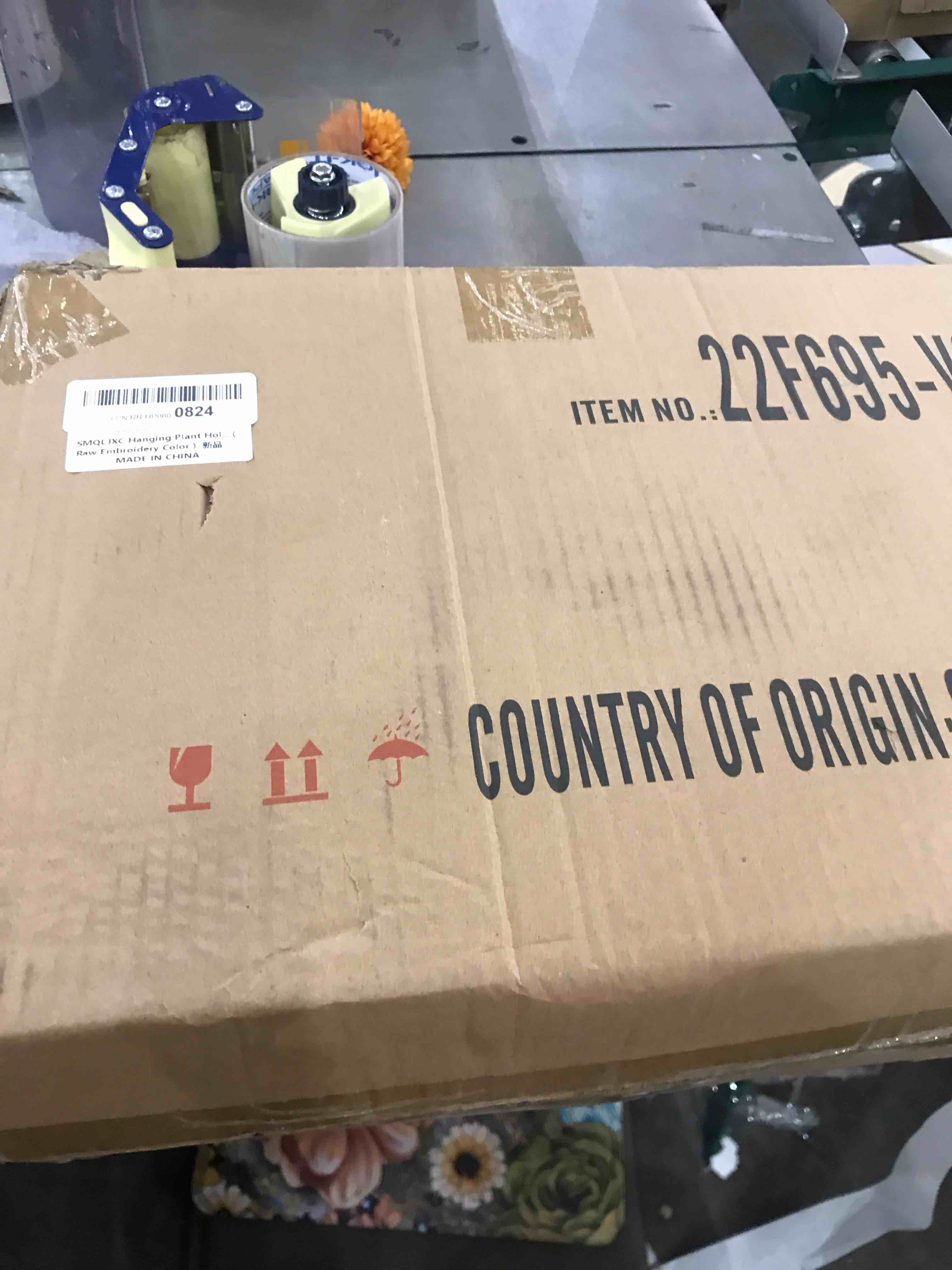 https://s3.amazonaws.com/lotting-images-prod/BargainHunt/EXS00972460_1706716395495.jpeg