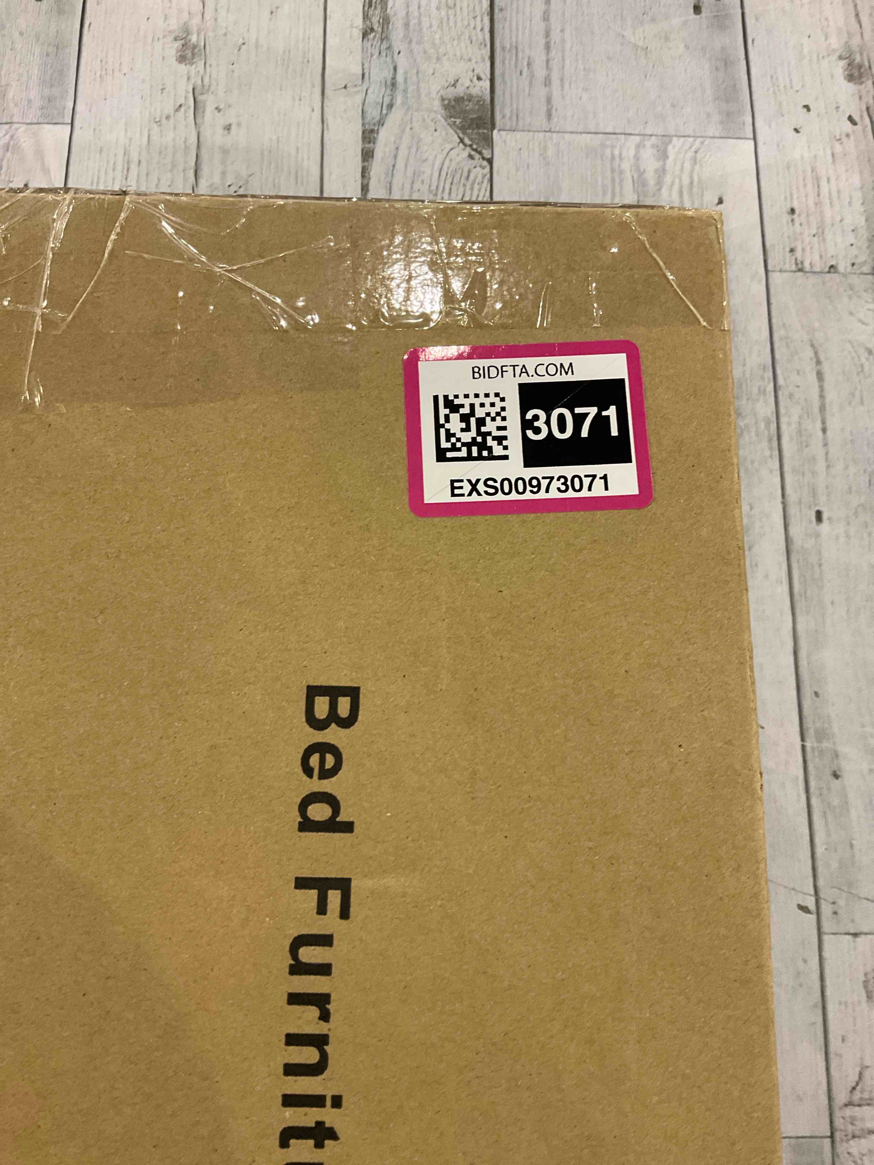 https://s3.amazonaws.com/lotting-images-prod/BargainHunt/EXS00973071_1706707461195.jpeg