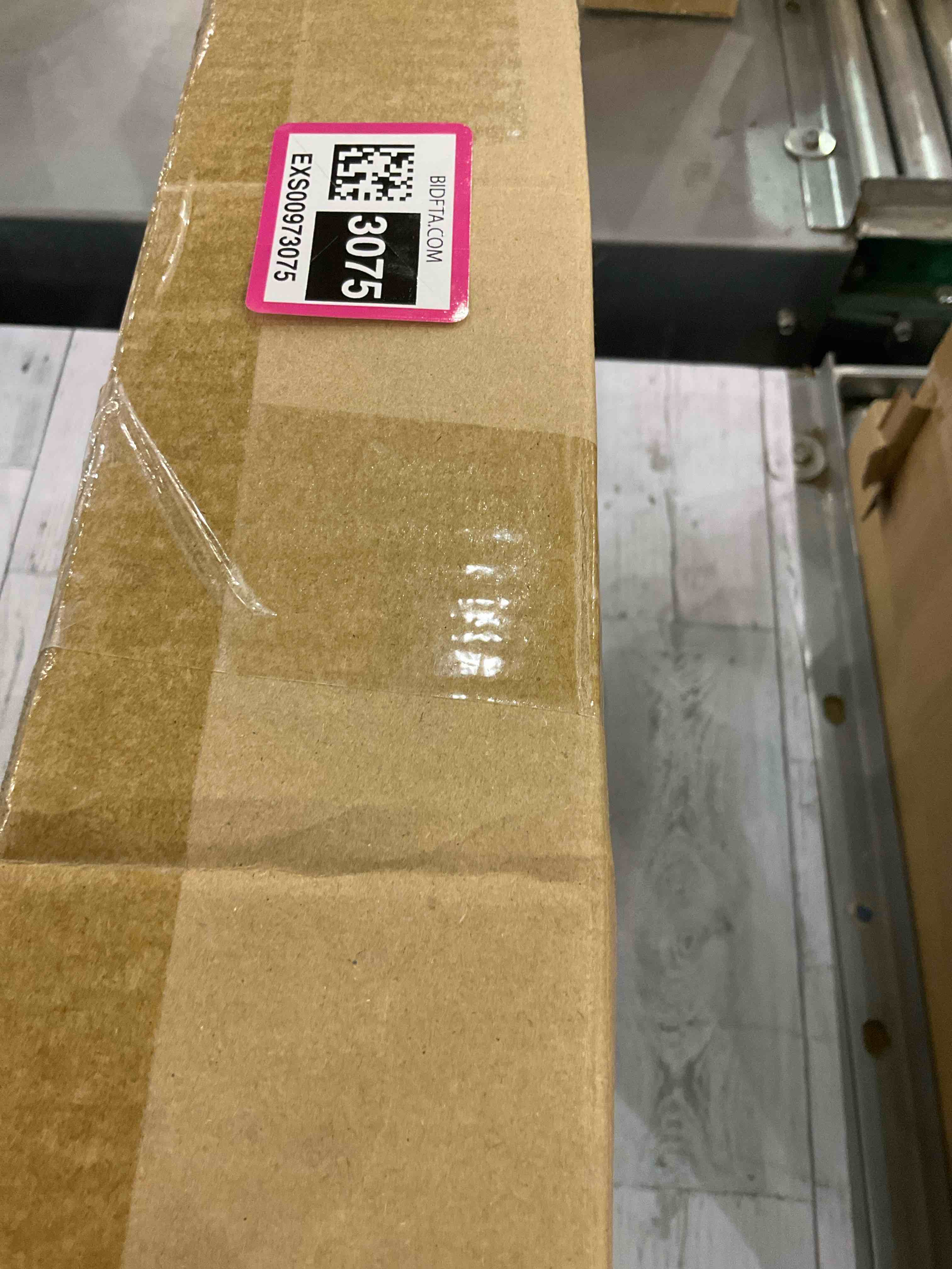 https://s3.amazonaws.com/lotting-images-prod/BargainHunt/EXS00973075_1706707713591.jpeg