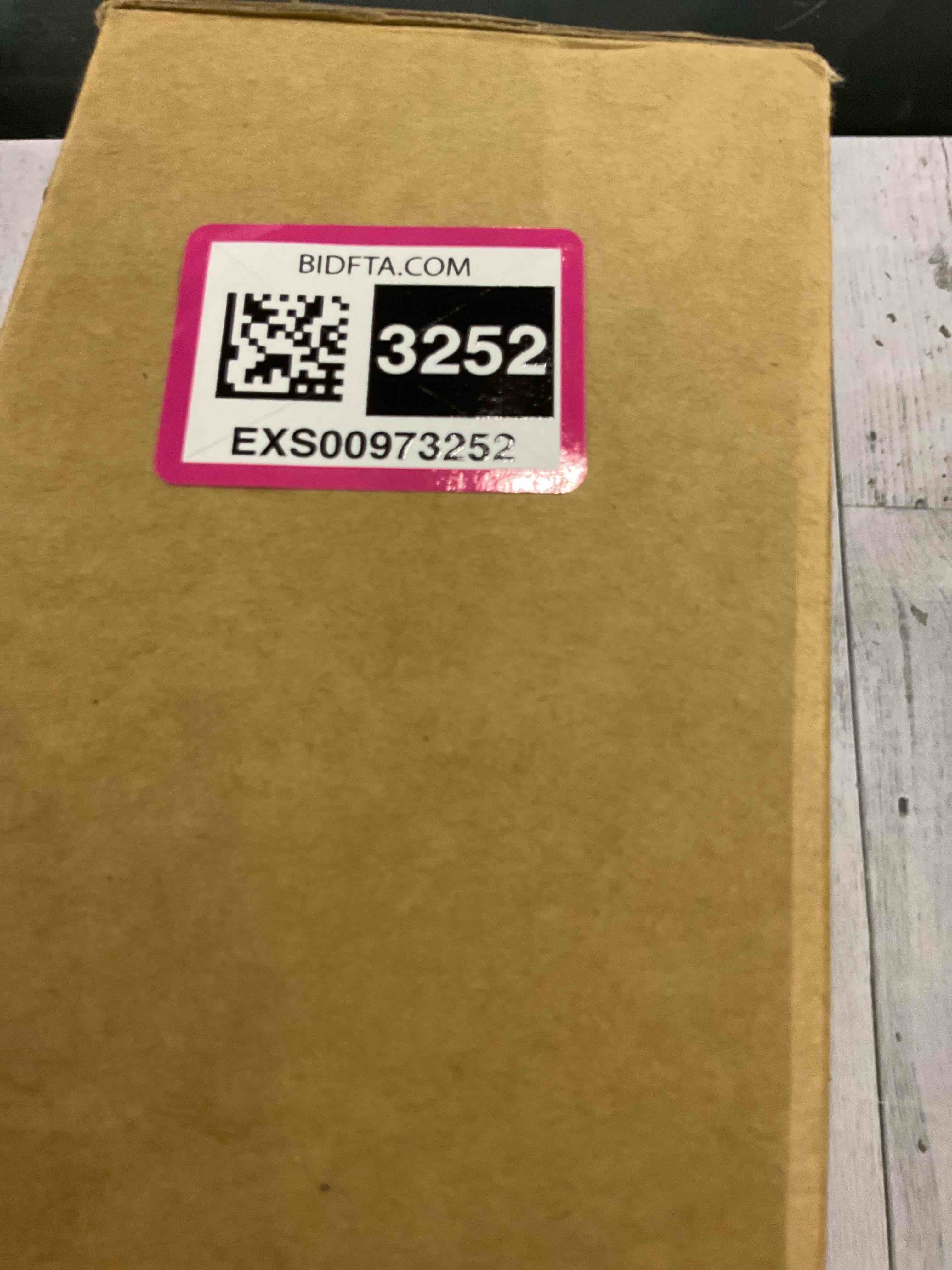 https://s3.amazonaws.com/lotting-images-prod/BargainHunt/EXS00973252_1706793361361.jpeg