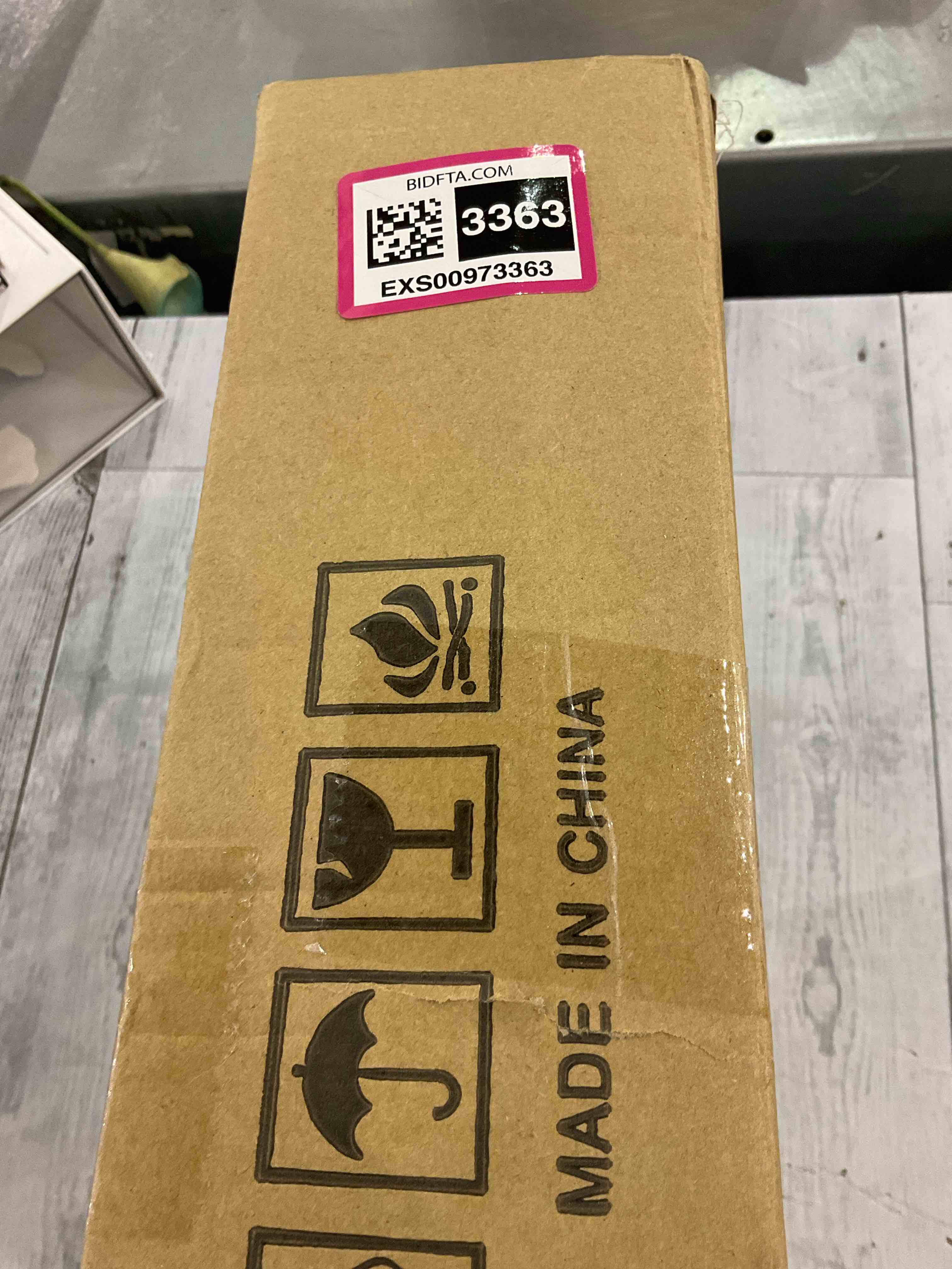 https://s3.amazonaws.com/lotting-images-prod/BargainHunt/EXS00973363_1706875969812.jpeg