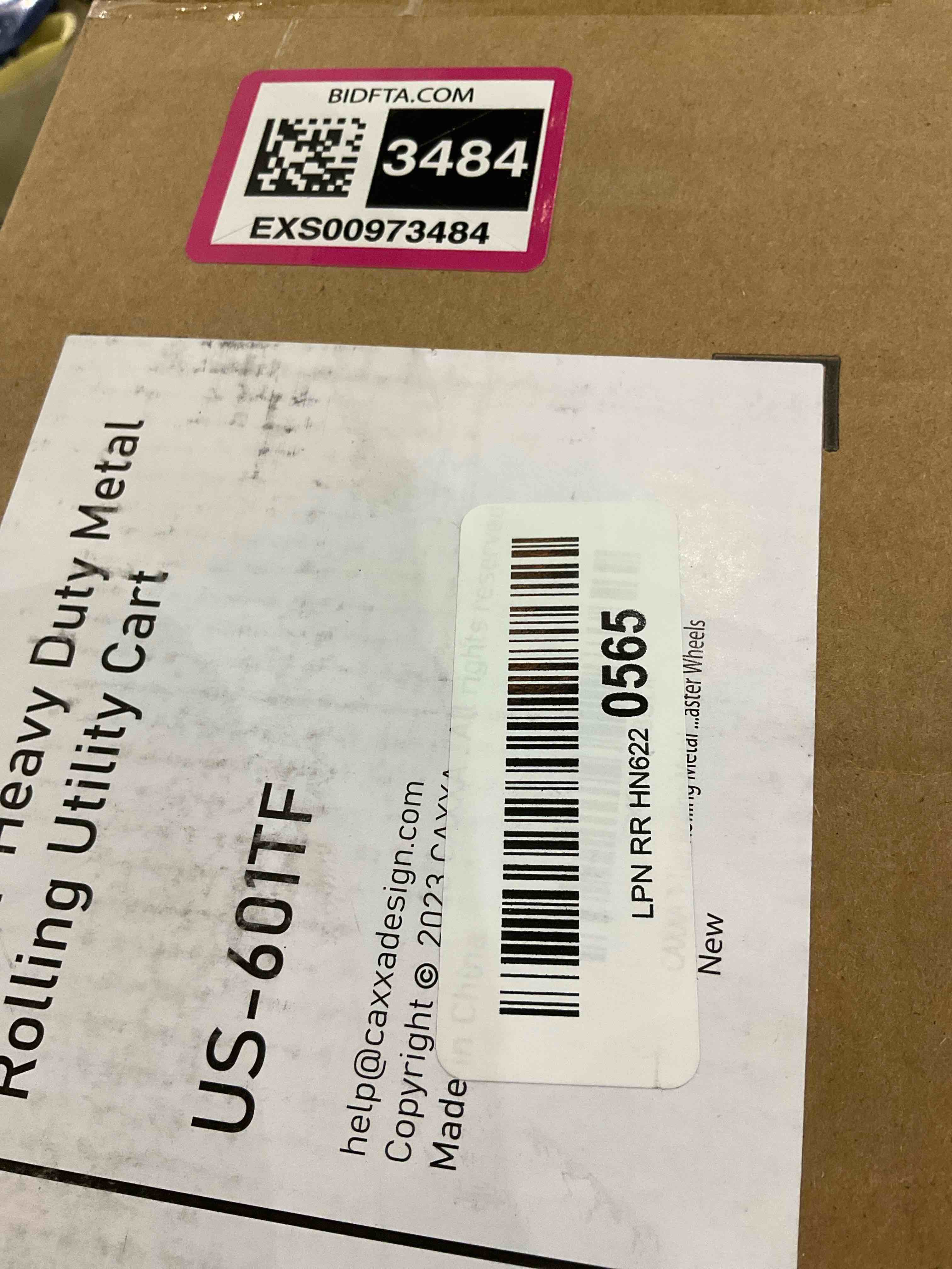 https://s3.amazonaws.com/lotting-images-prod/BargainHunt/EXS00973484_1706898349099.jpeg