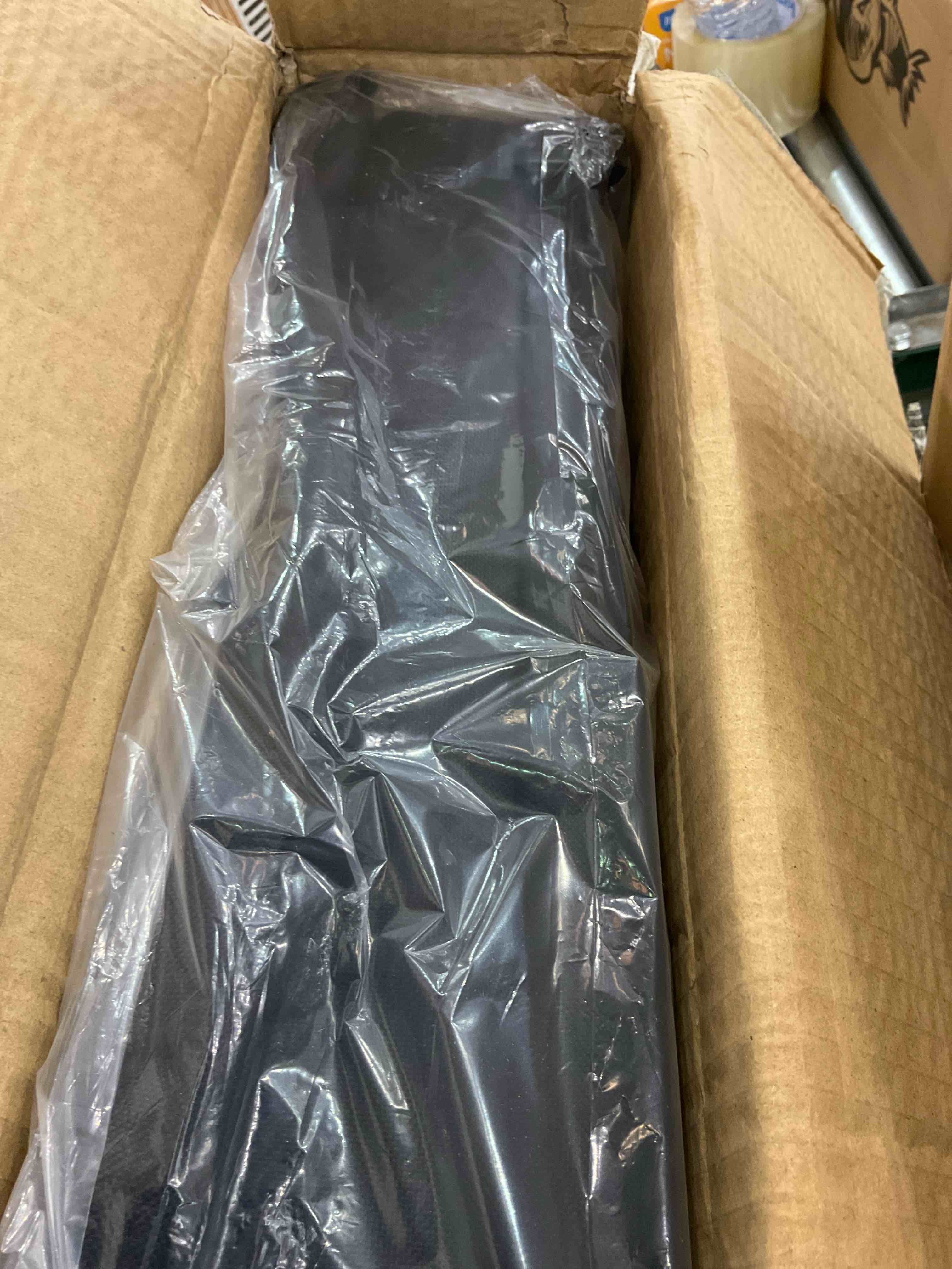 https://s3.amazonaws.com/lotting-images-prod/BargainHunt/EXS00973487_1706898670442.jpeg