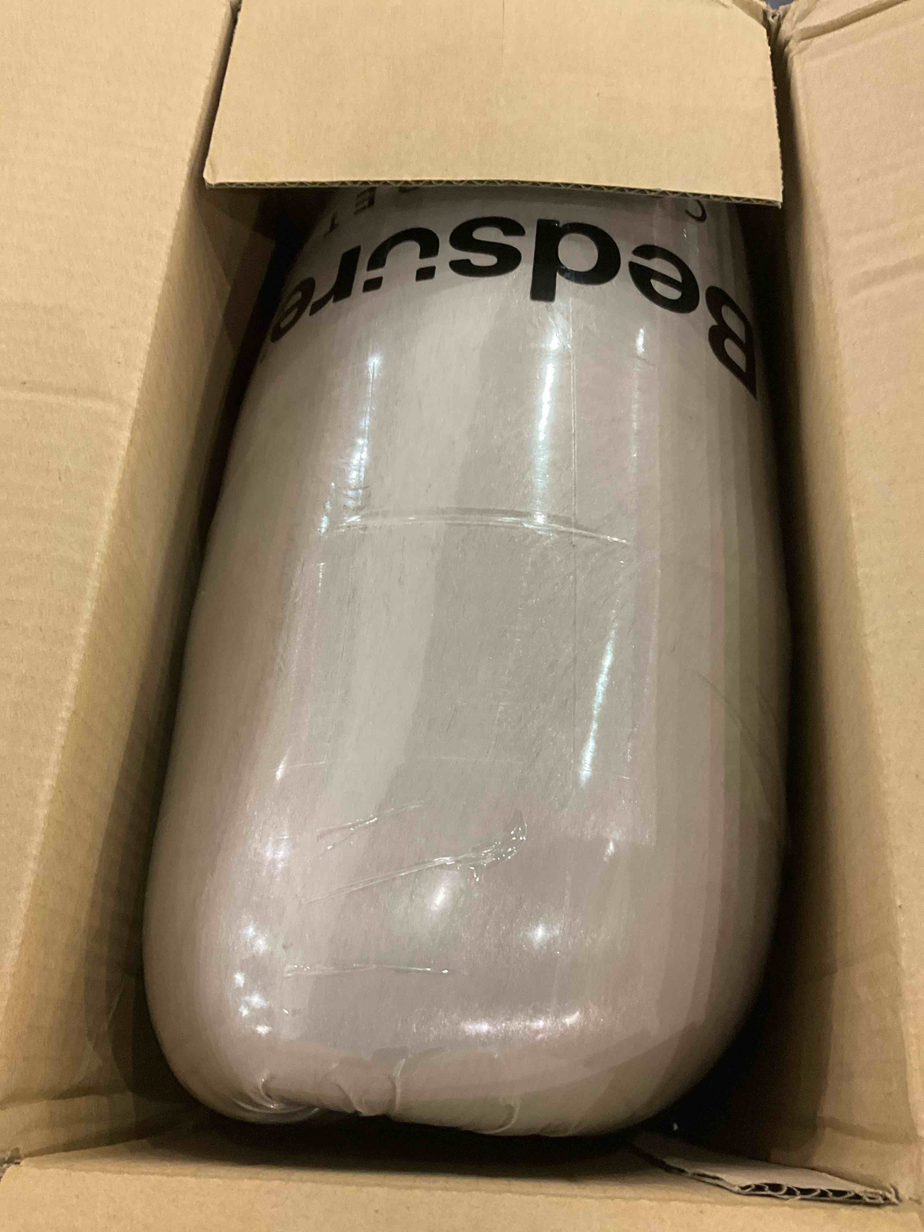 https://s3.amazonaws.com/lotting-images-prod/BargainHunt/EXS00974012_1707827970434.jpeg