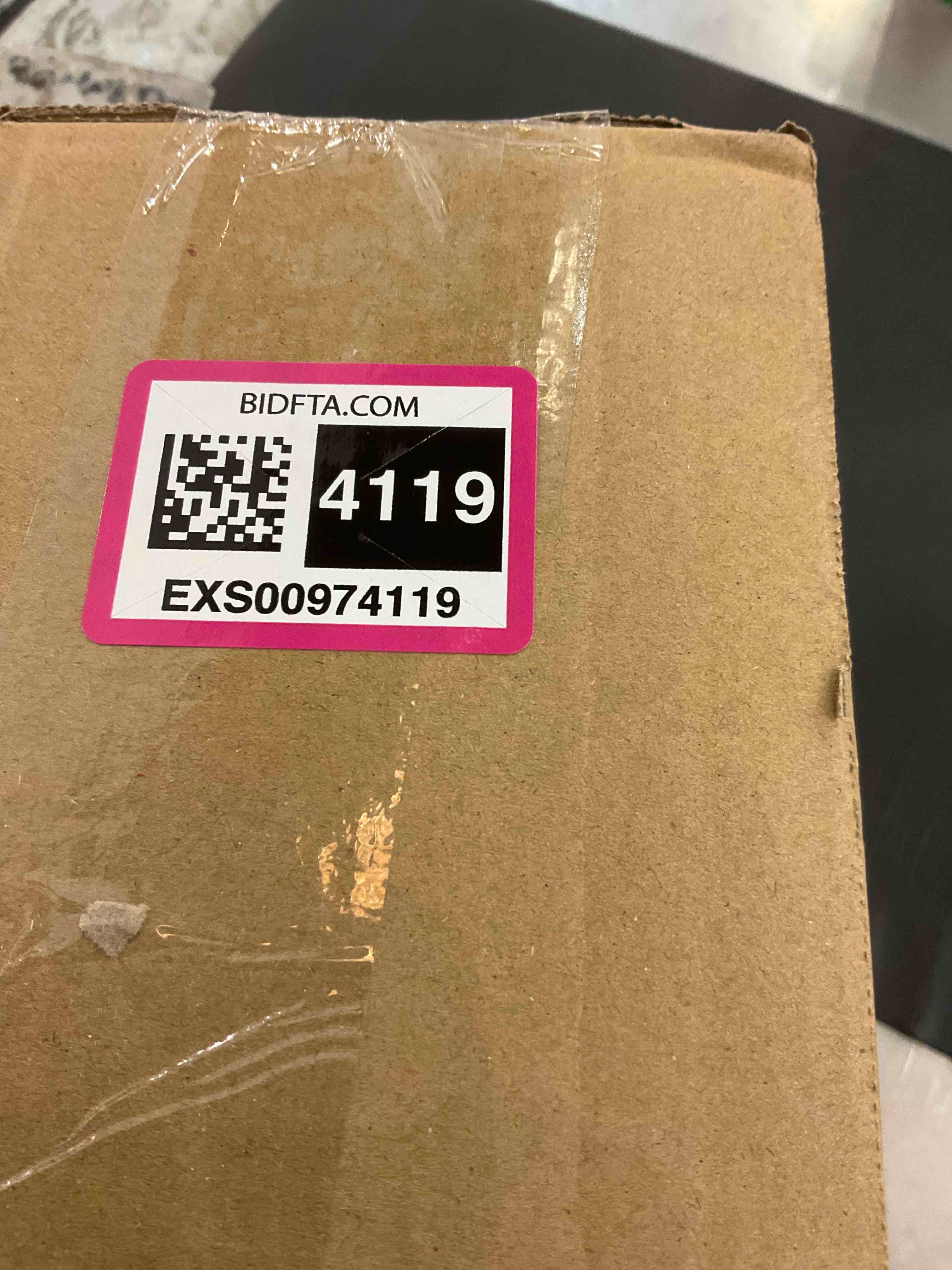 https://s3.amazonaws.com/lotting-images-prod/BargainHunt/EXS00974119_1707854104174.jpeg