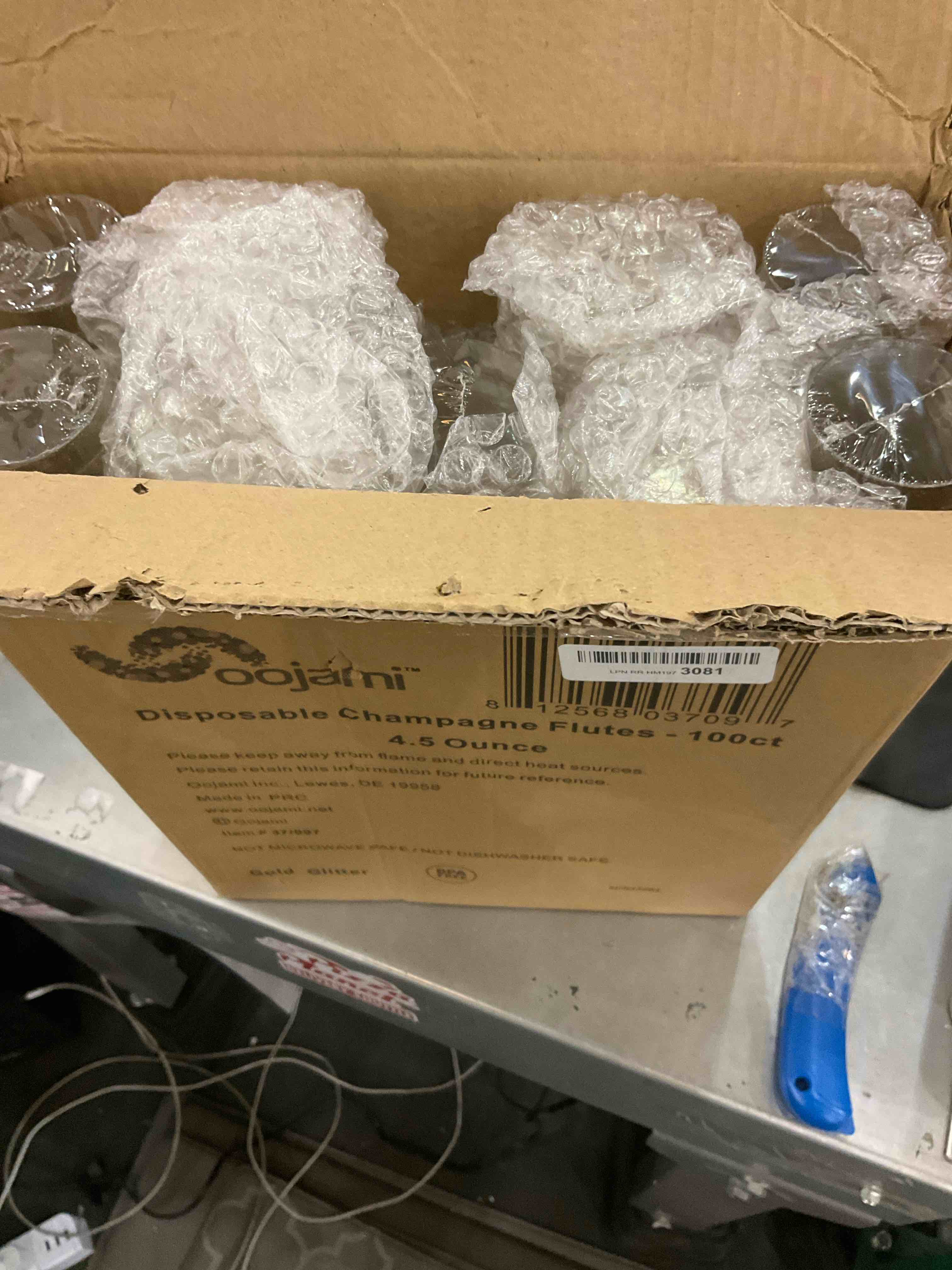 https://s3.amazonaws.com/lotting-images-prod/BargainHunt/EXS00974119_1707854134790.jpeg