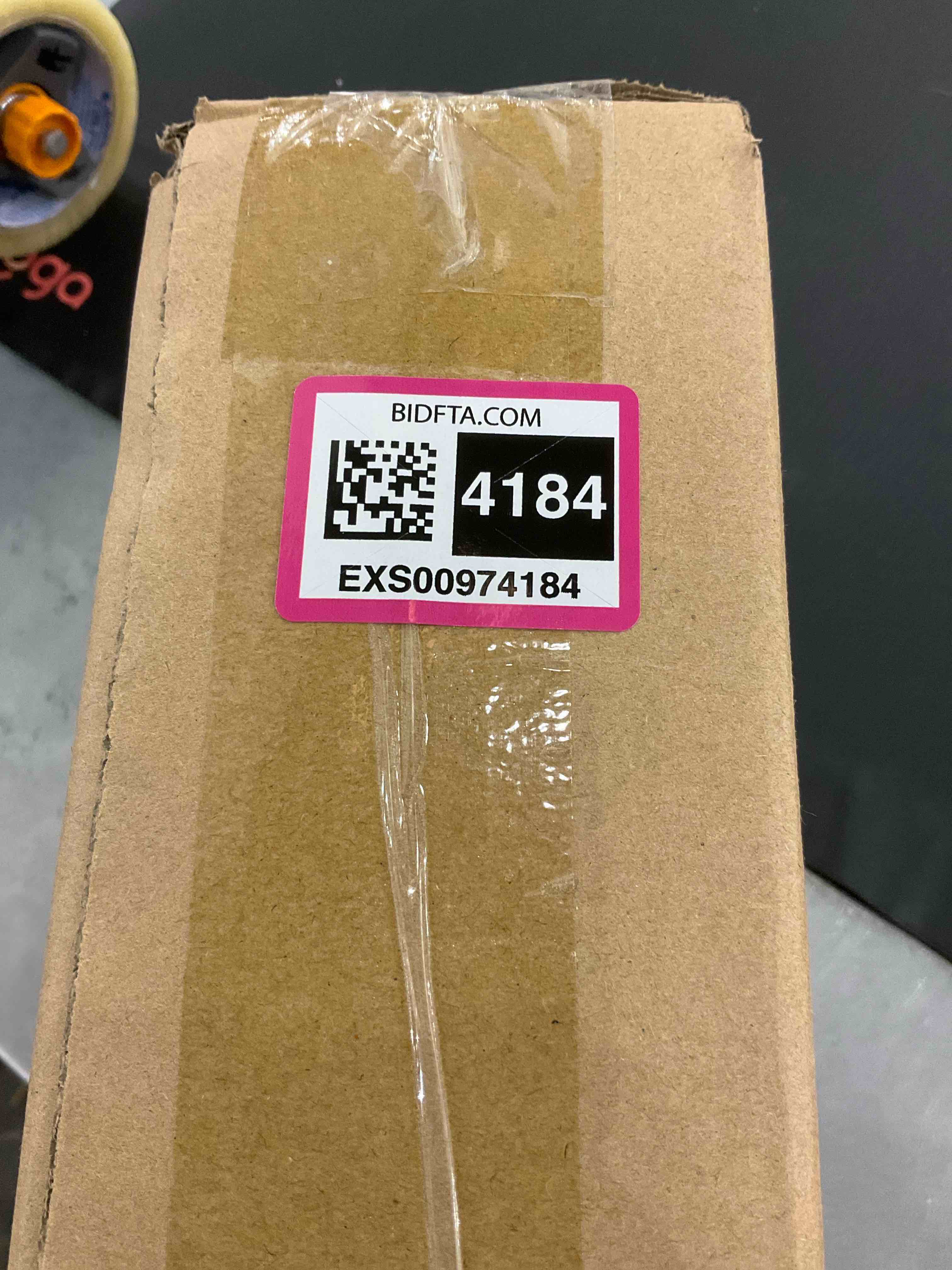https://s3.amazonaws.com/lotting-images-prod/BargainHunt/EXS00974184_1707918511560.jpeg