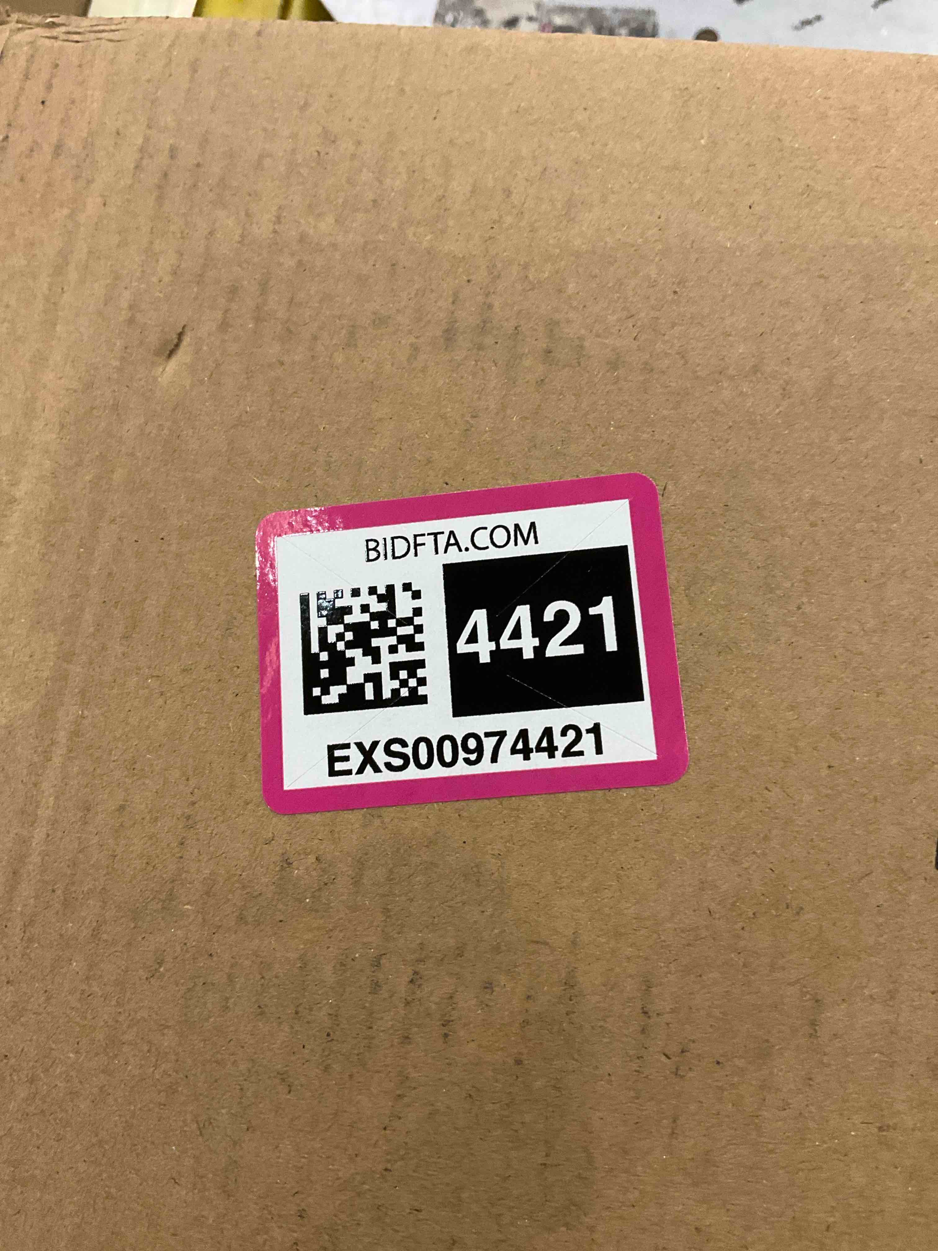https://s3.amazonaws.com/lotting-images-prod/BargainHunt/EXS00974421_1708090503561.jpeg
