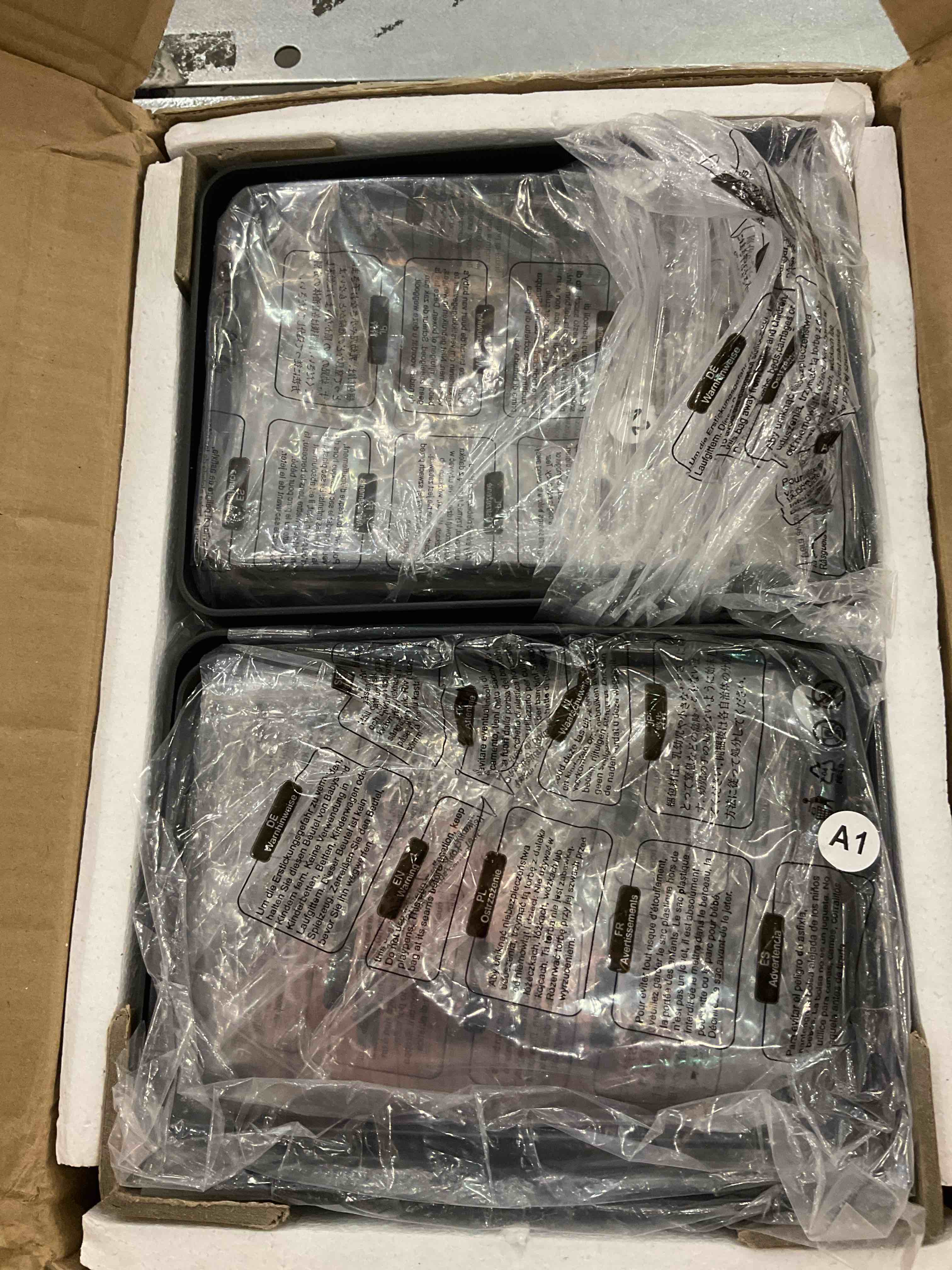 https://s3.amazonaws.com/lotting-images-prod/BargainHunt/EXS00974498_1708109262346.jpeg