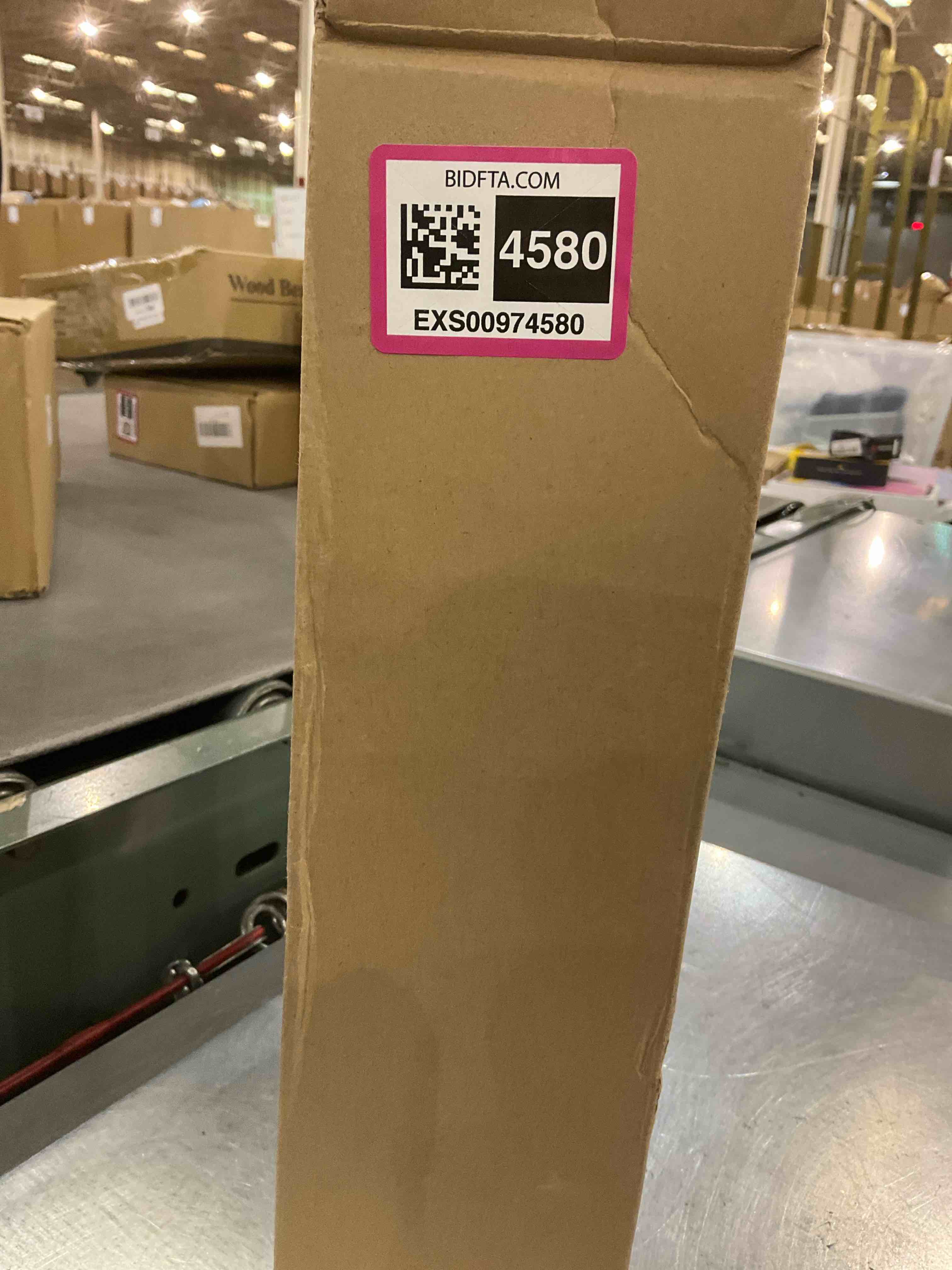 https://s3.amazonaws.com/lotting-images-prod/BargainHunt/EXS00974580_1710517405544.jpeg