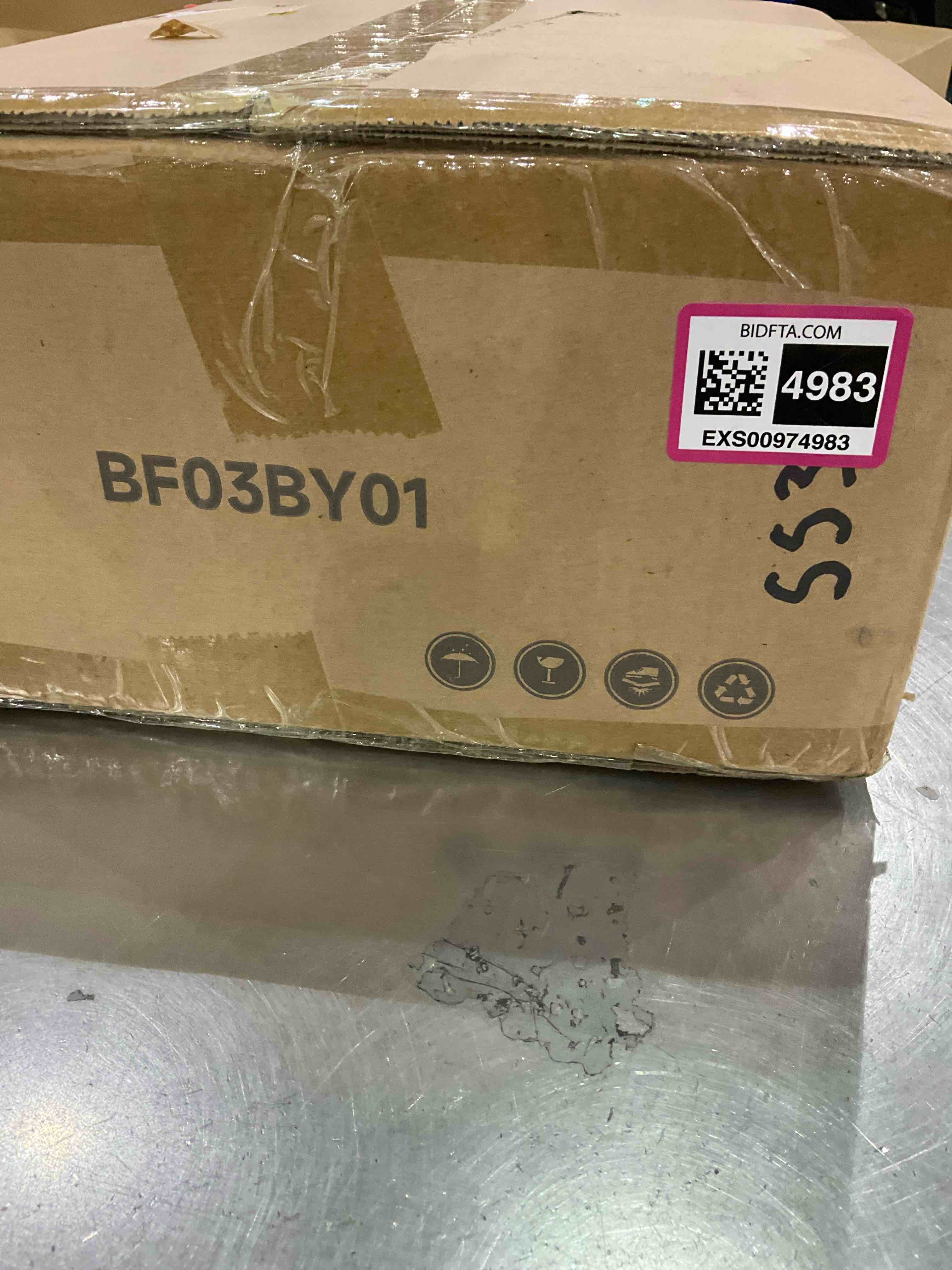 https://s3.amazonaws.com/lotting-images-prod/BargainHunt/EXS00974983_1710934335426.jpeg