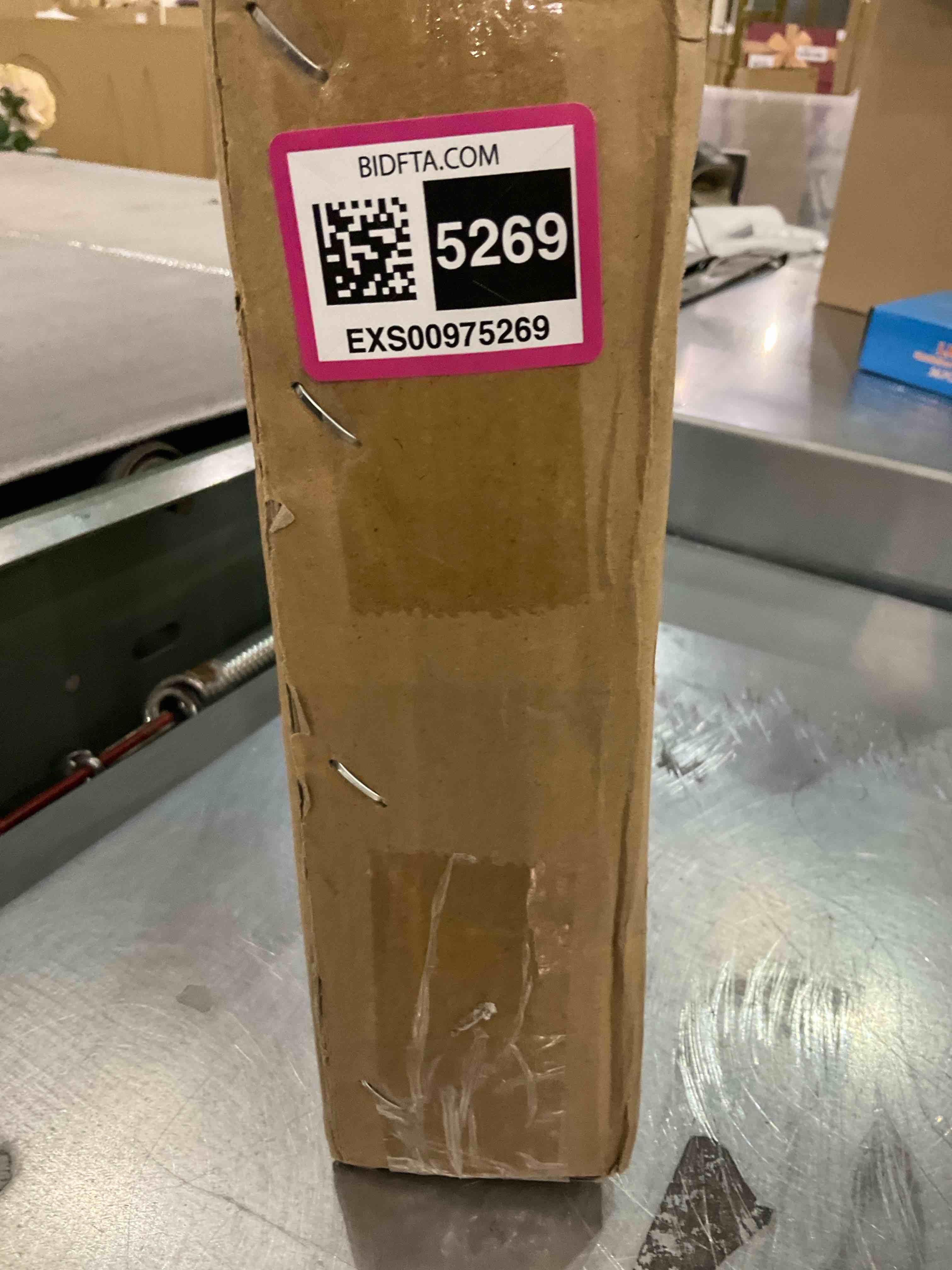 https://s3.amazonaws.com/lotting-images-prod/BargainHunt/EXS00975269_1706645358956.jpeg