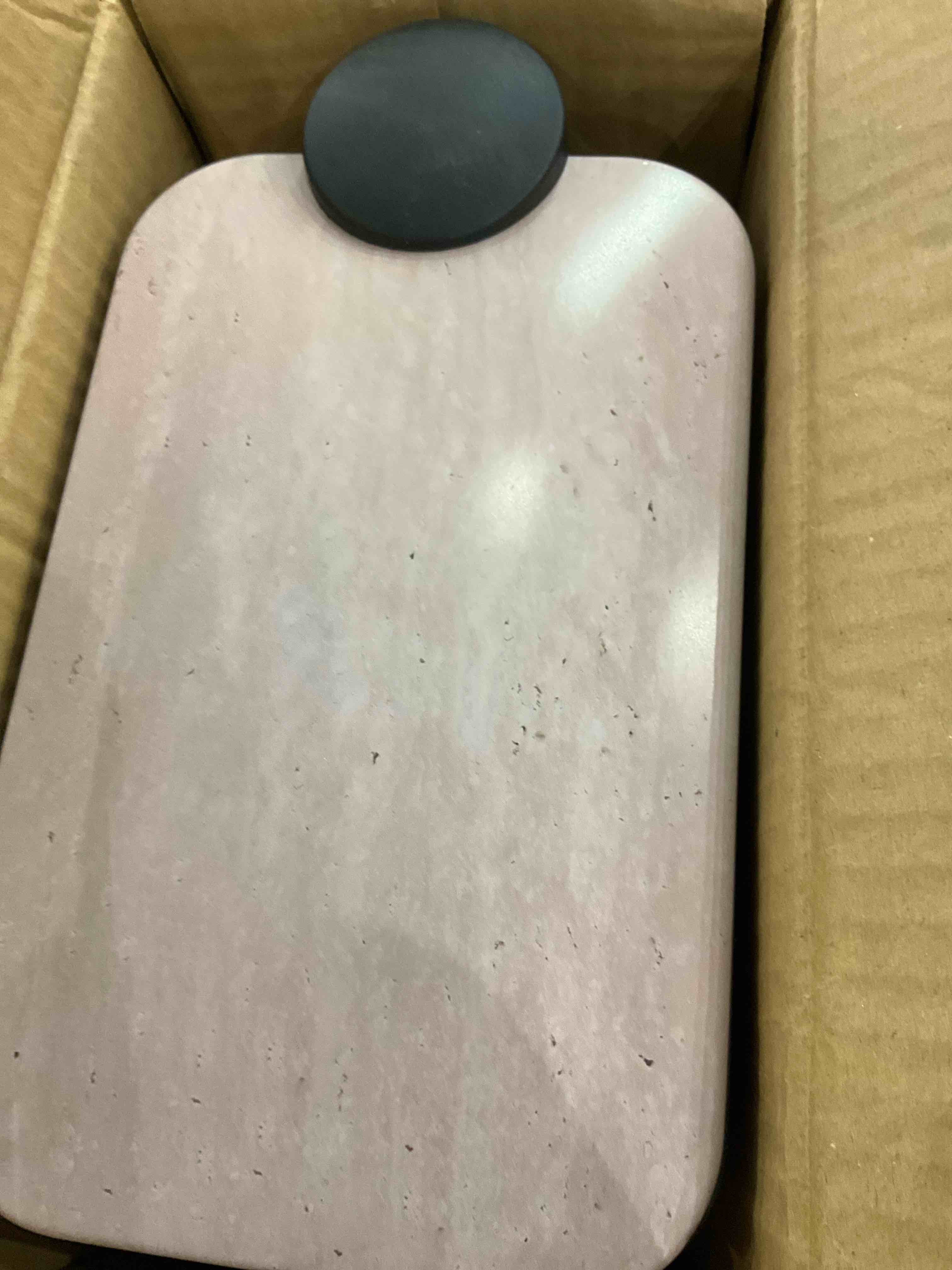 https://s3.amazonaws.com/lotting-images-prod/BargainHunt/EXS00976397_1706550325956.jpeg