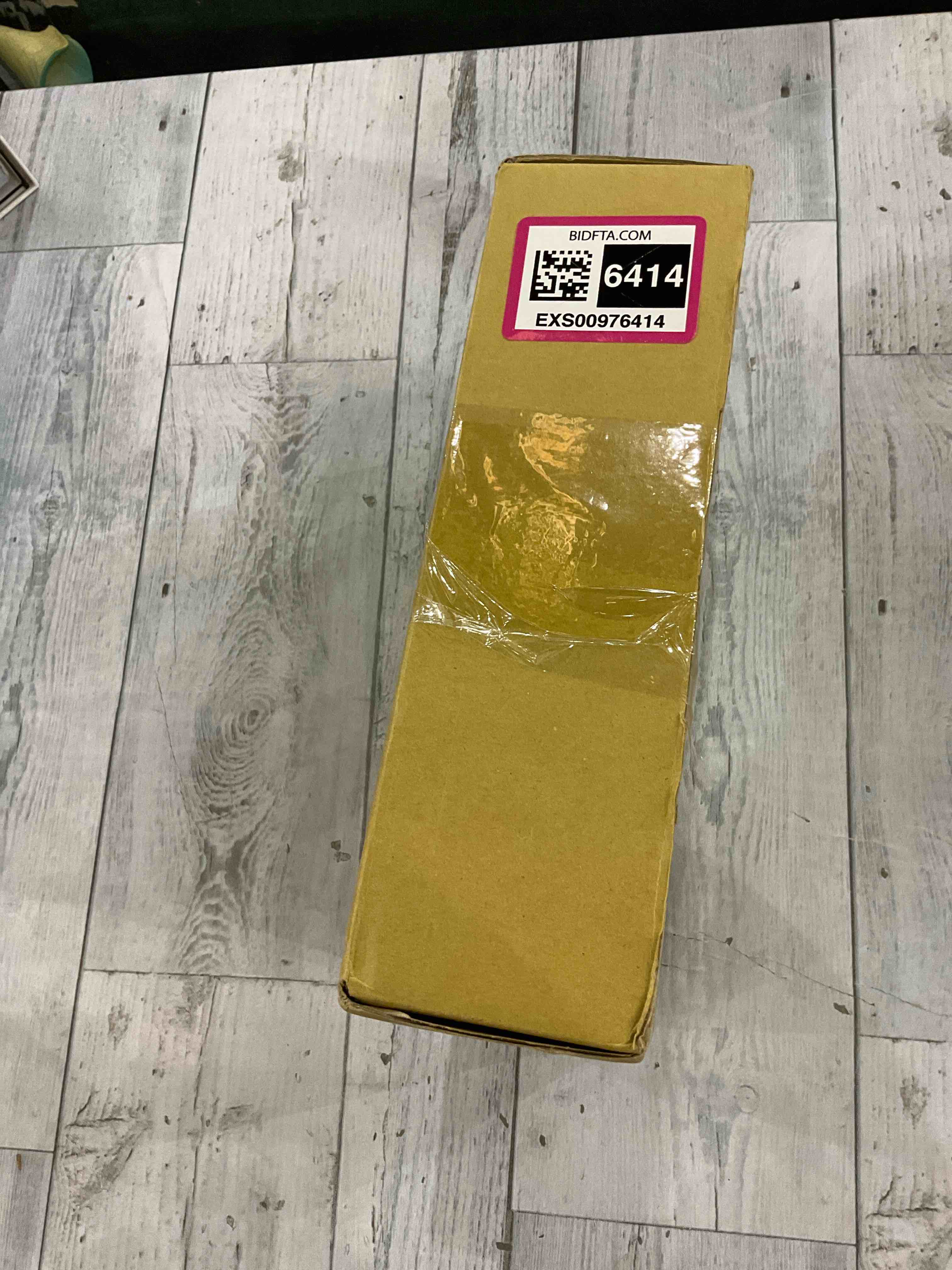 https://s3.amazonaws.com/lotting-images-prod/BargainHunt/EXS00976414_1706552120655.jpeg