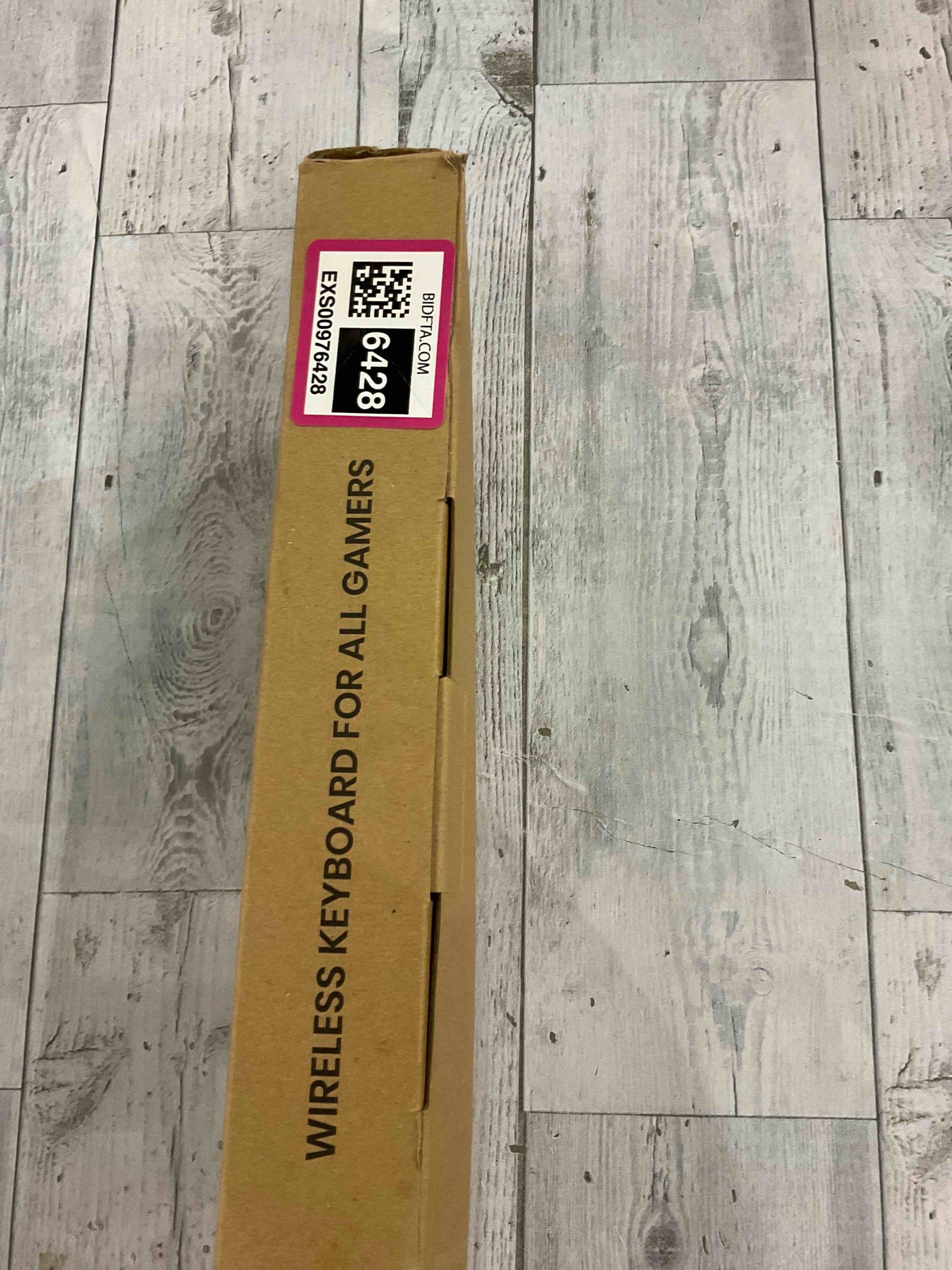 https://s3.amazonaws.com/lotting-images-prod/BargainHunt/EXS00976428_1706616601587.jpeg