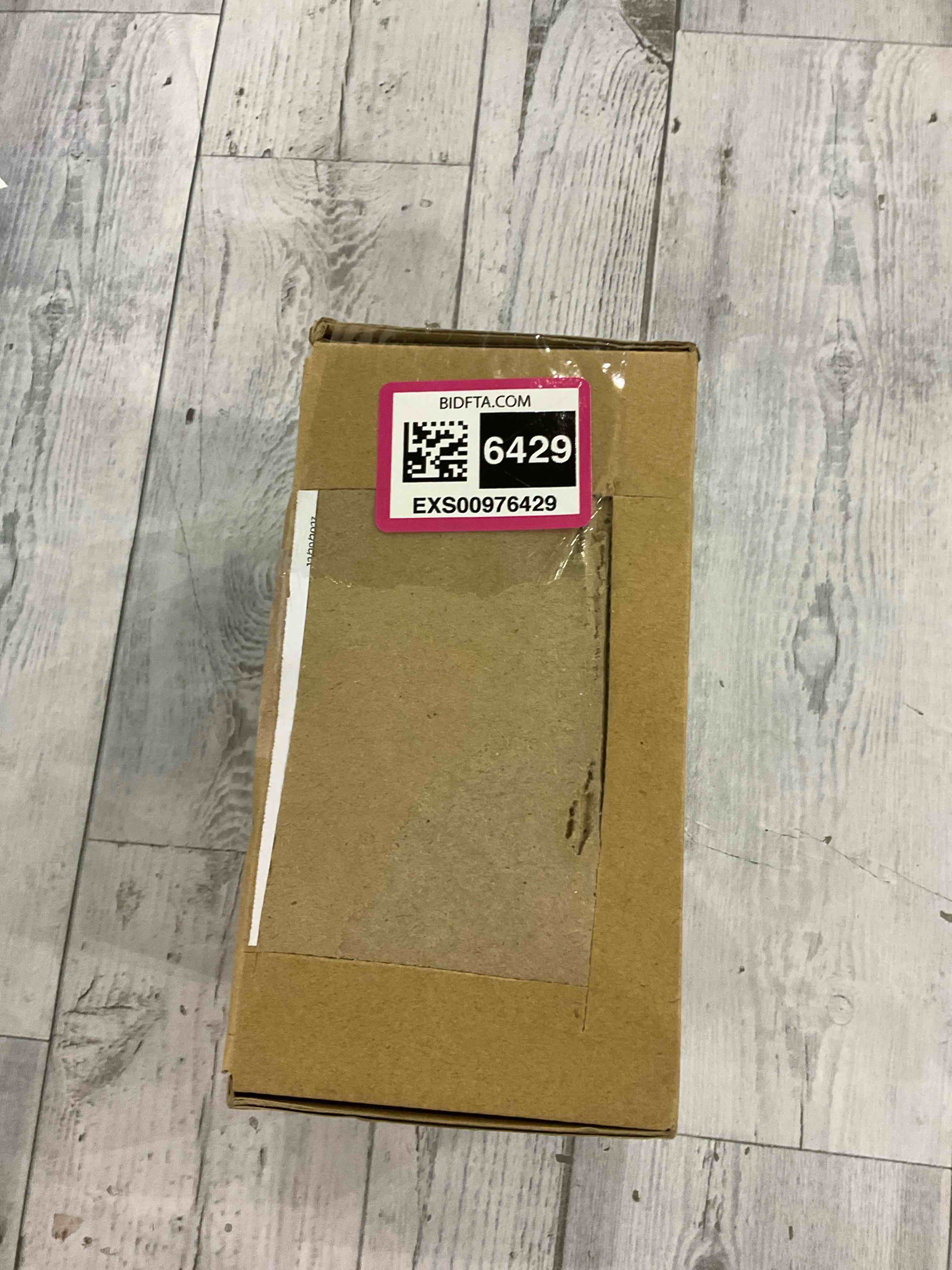 https://s3.amazonaws.com/lotting-images-prod/BargainHunt/EXS00976429_1706616671762.jpeg