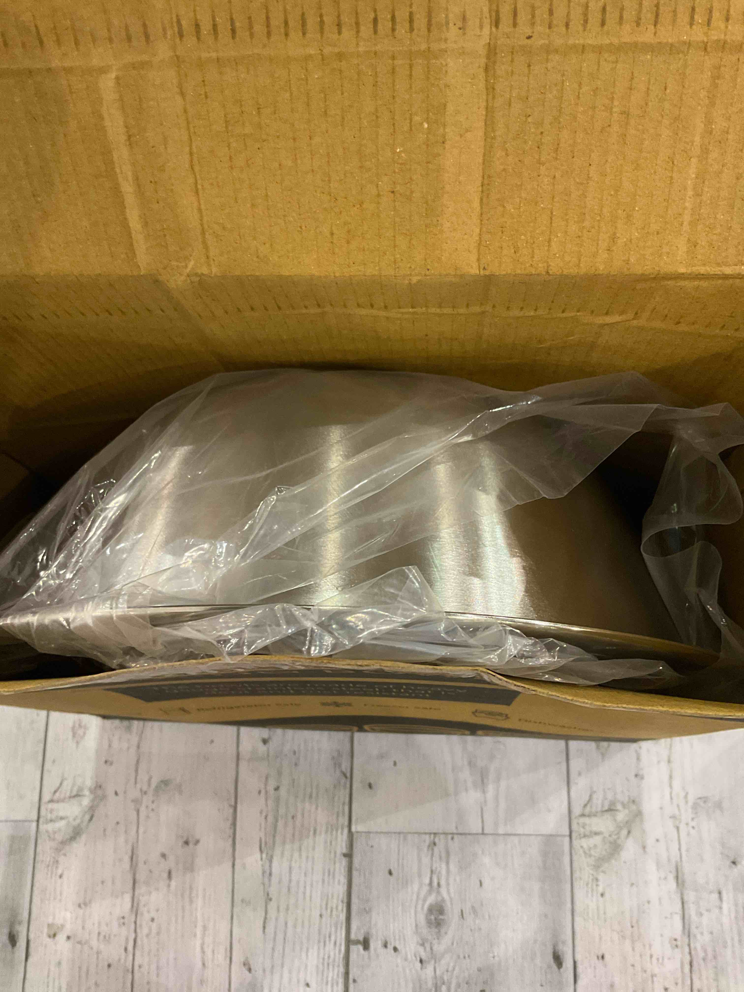 https://s3.amazonaws.com/lotting-images-prod/BargainHunt/EXS00976431_1706616860849.jpeg