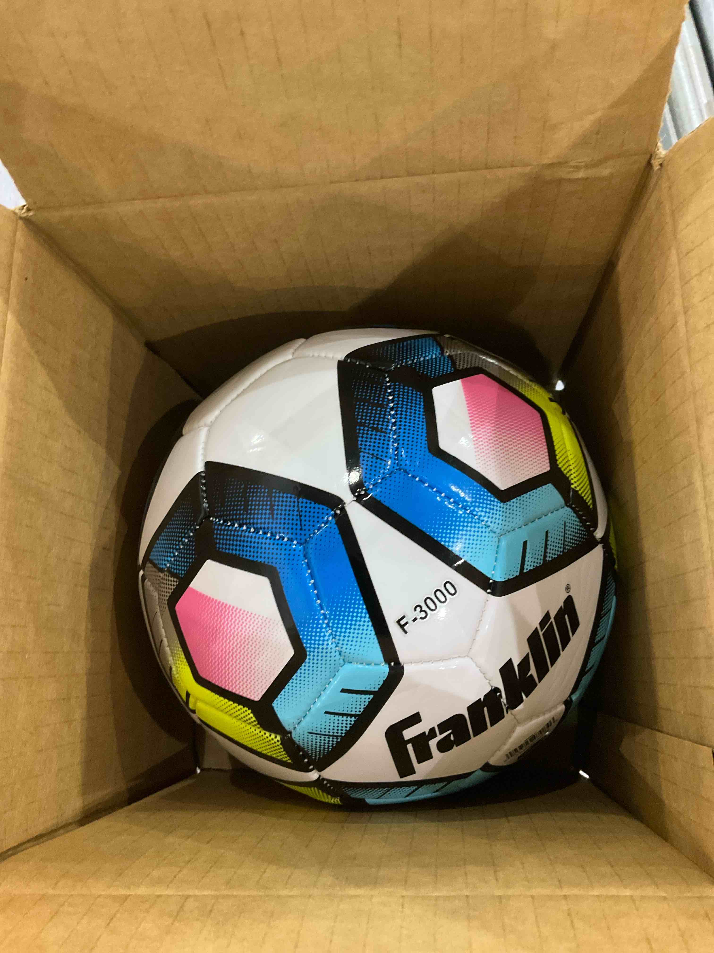 Franklin Sports Futsal Ball - Low Bounce Futsal and Indoor Soccer Training Ball - Heavy Indoor + Outdoor Futsal Ball - Official Size - Size 4