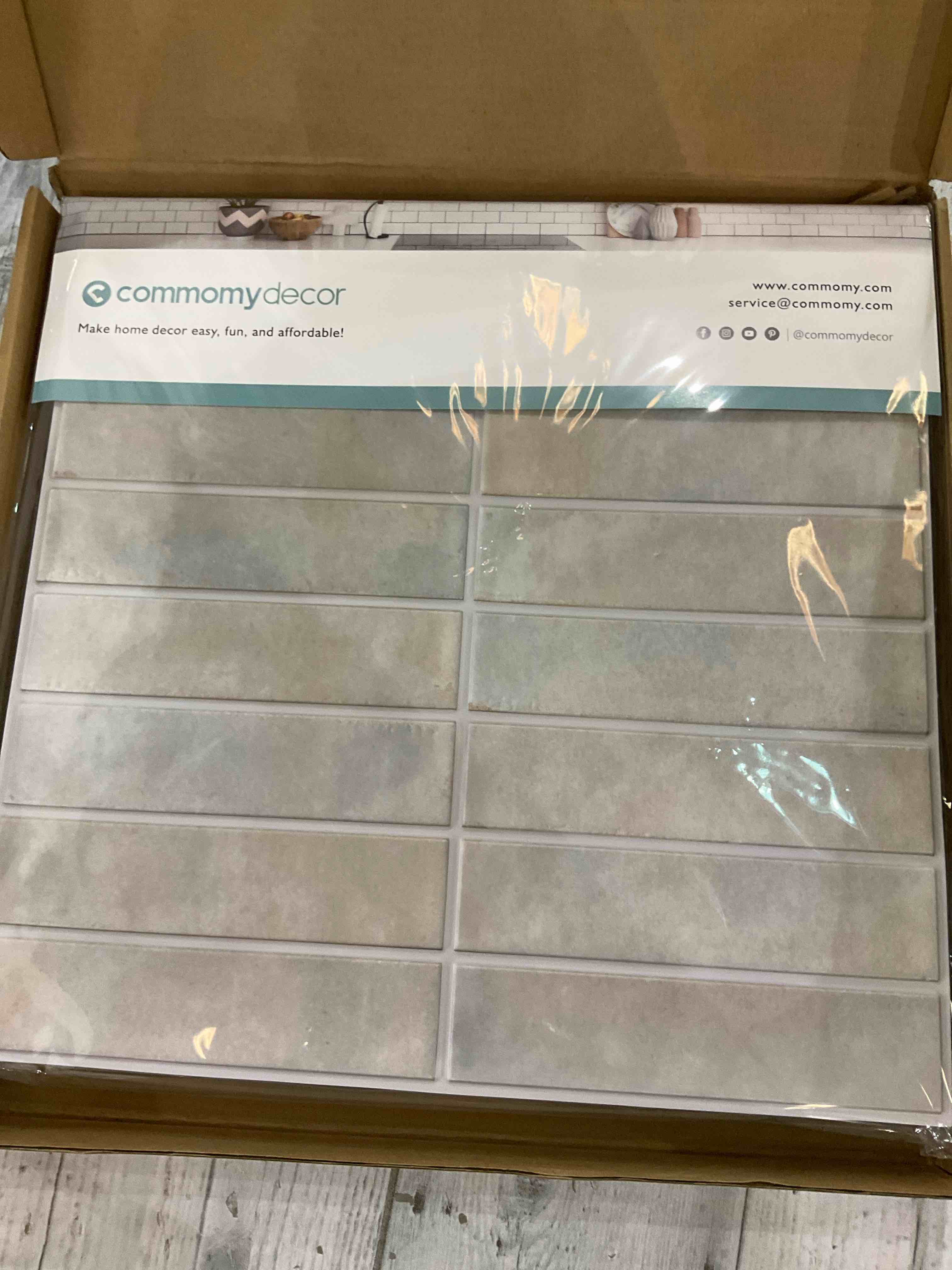 https://s3.amazonaws.com/lotting-images-prod/BargainHunt/EXS00976495_1706627344609.jpeg
