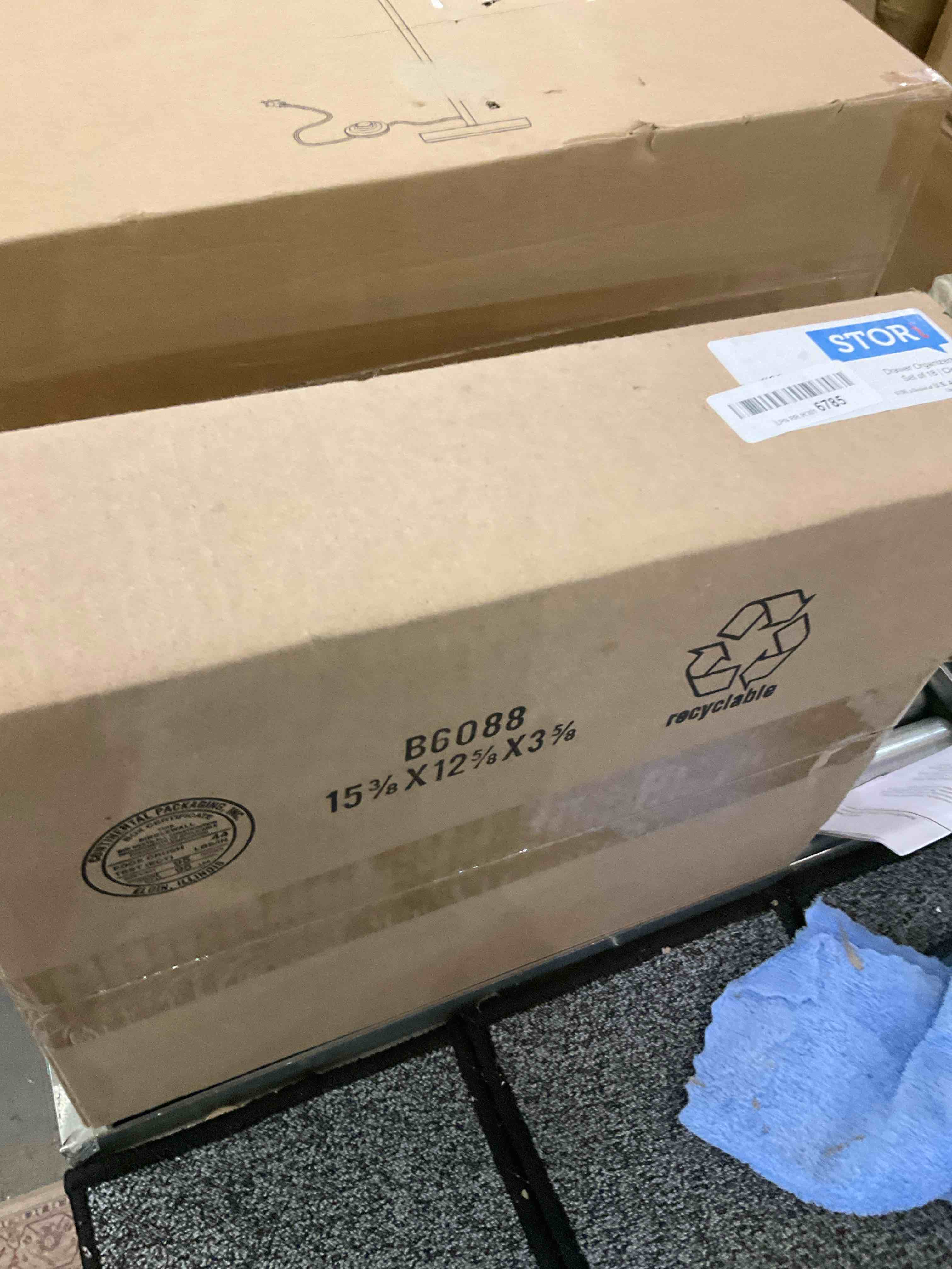 https://s3.amazonaws.com/lotting-images-prod/BargainHunt/EXS00976775_1707243728960.jpeg