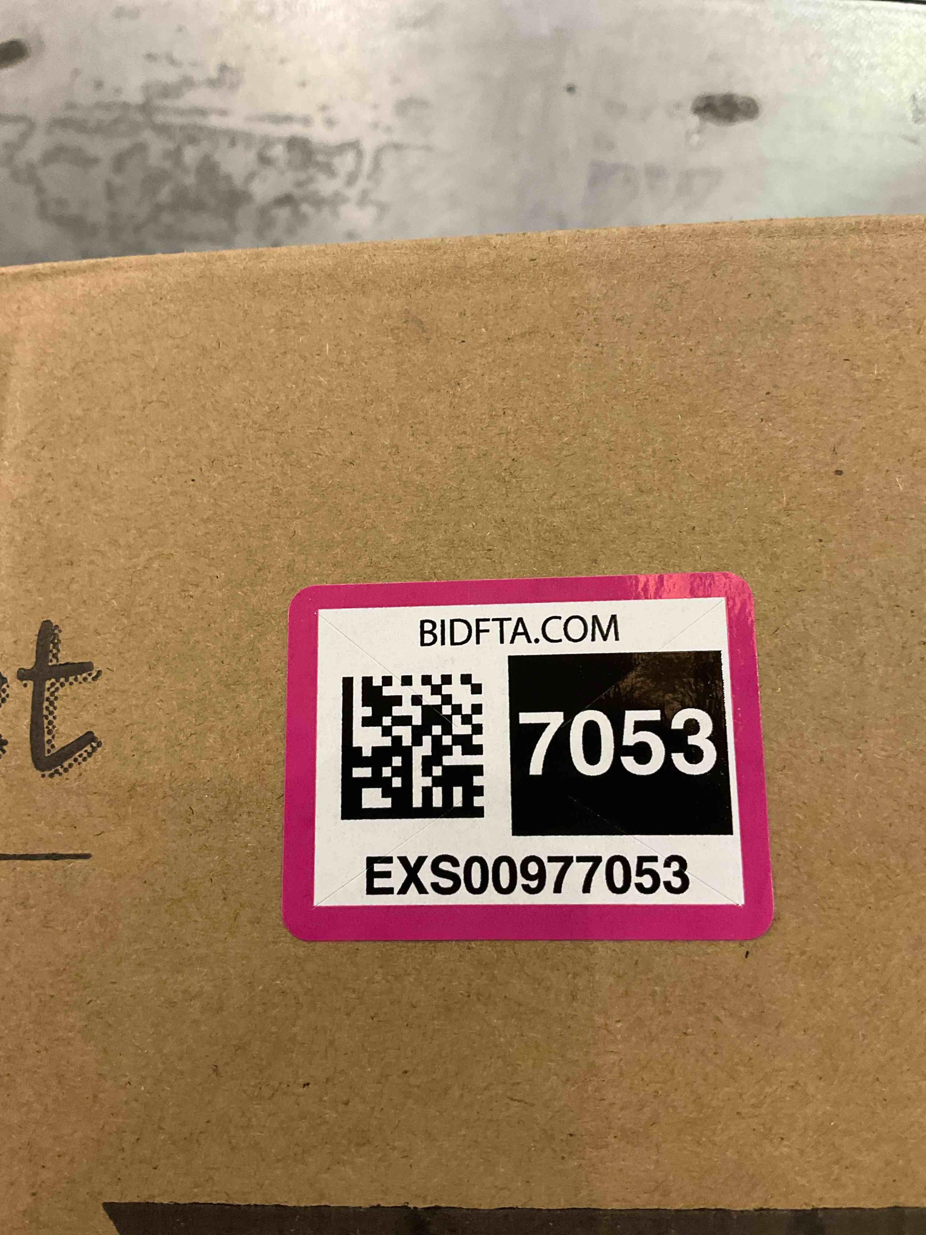 https://s3.amazonaws.com/lotting-images-prod/BargainHunt/EXS00977053_1707145796895.jpeg