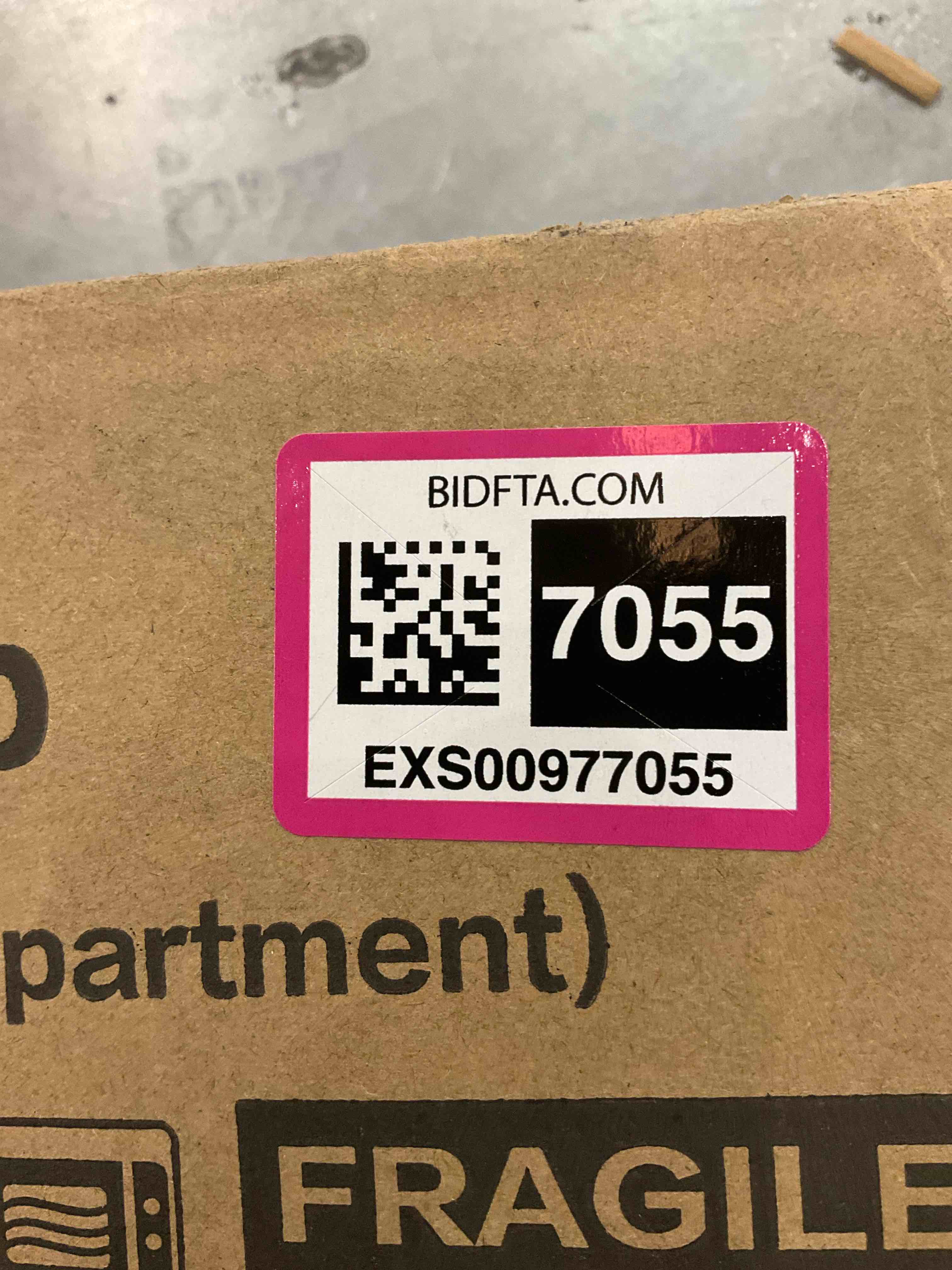 https://s3.amazonaws.com/lotting-images-prod/BargainHunt/EXS00977055_1707146268342.jpeg