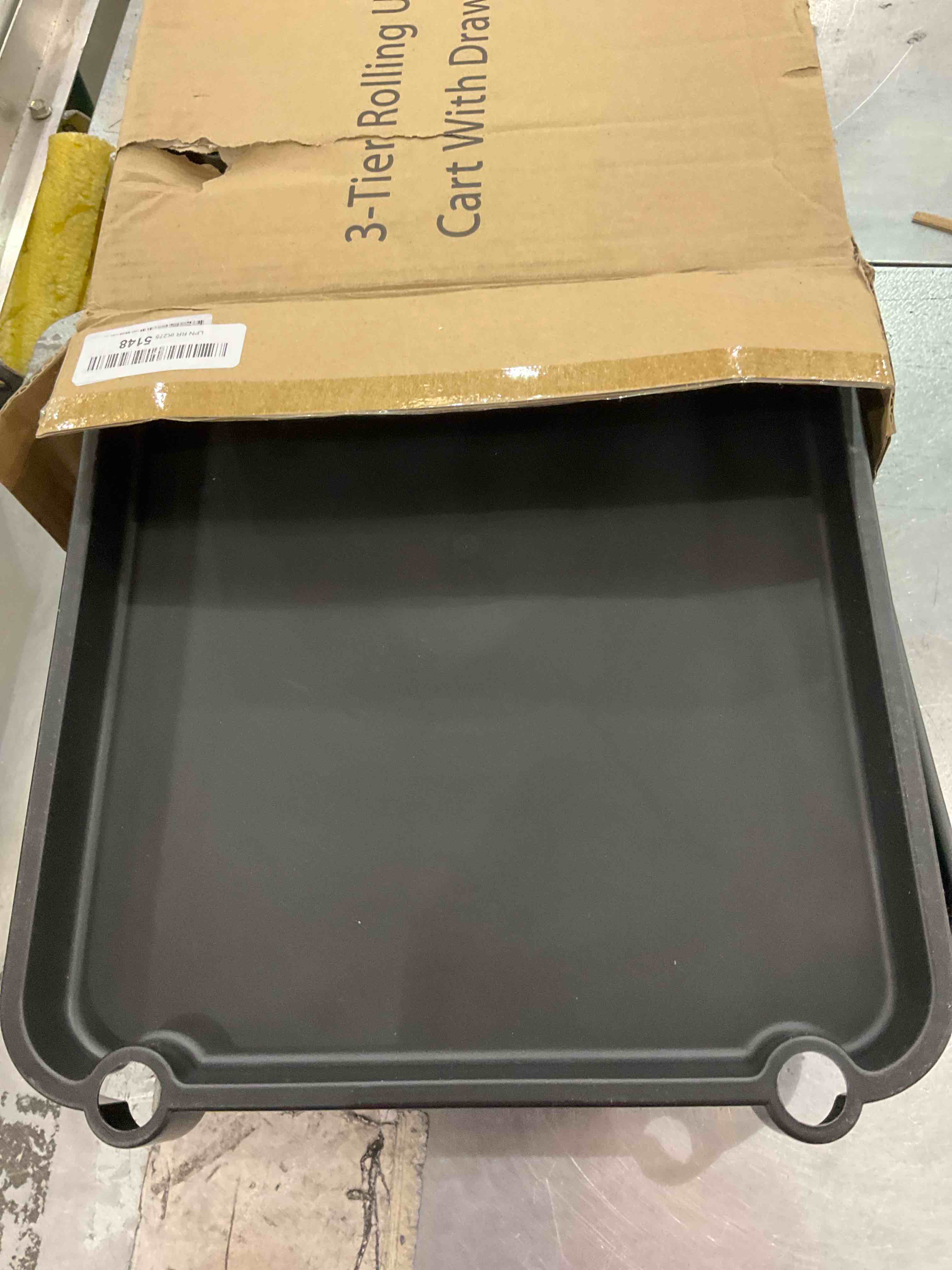 https://s3.amazonaws.com/lotting-images-prod/BargainHunt/EXS00977067_1707147991871.jpeg