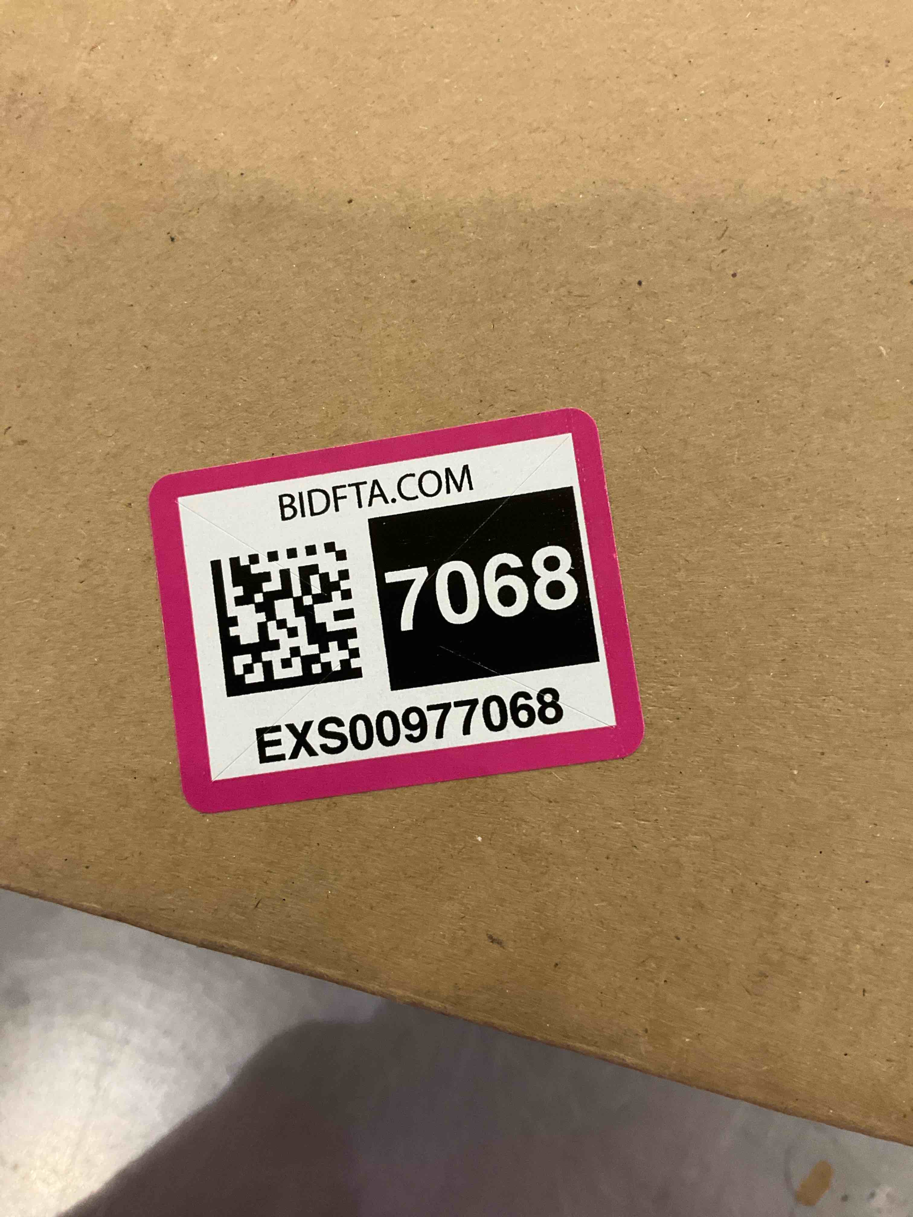 https://s3.amazonaws.com/lotting-images-prod/BargainHunt/EXS00977068_1707148196858.jpeg