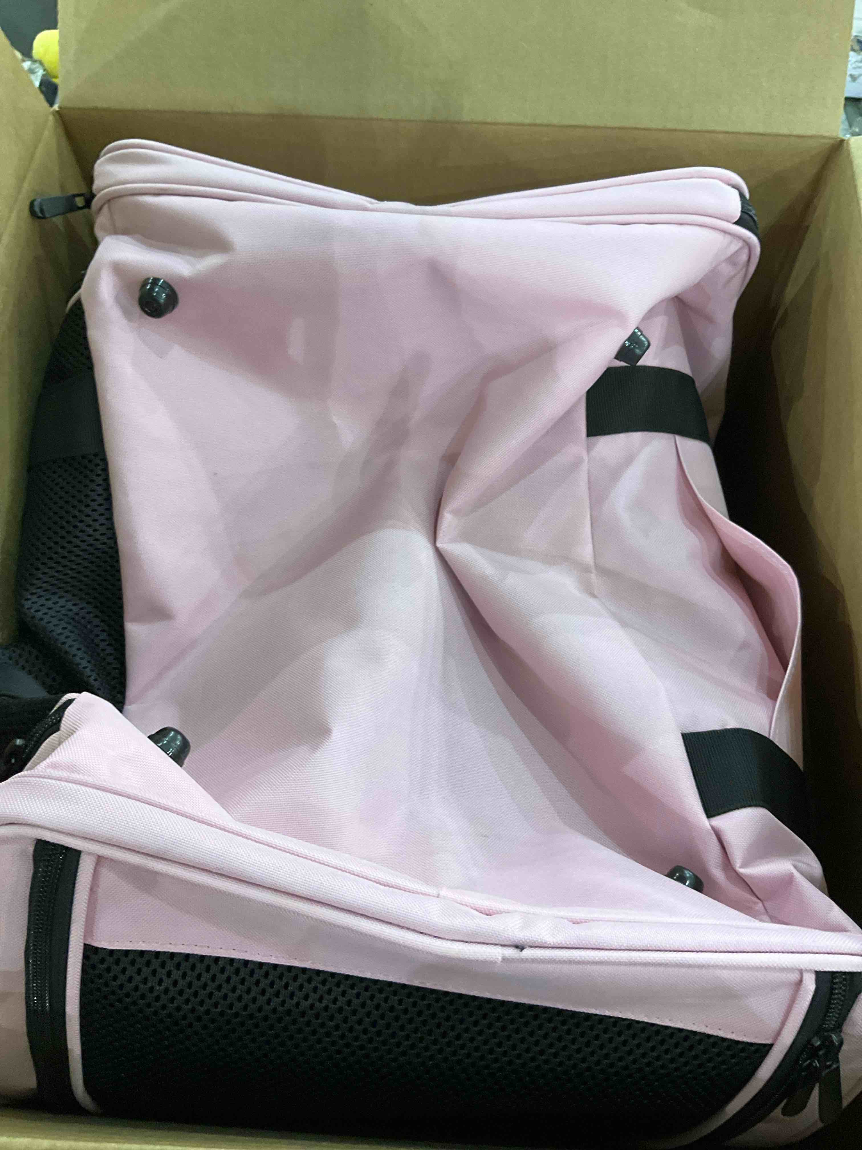 https://s3.amazonaws.com/lotting-images-prod/BargainHunt/EXS00977142_1707222029907.jpeg