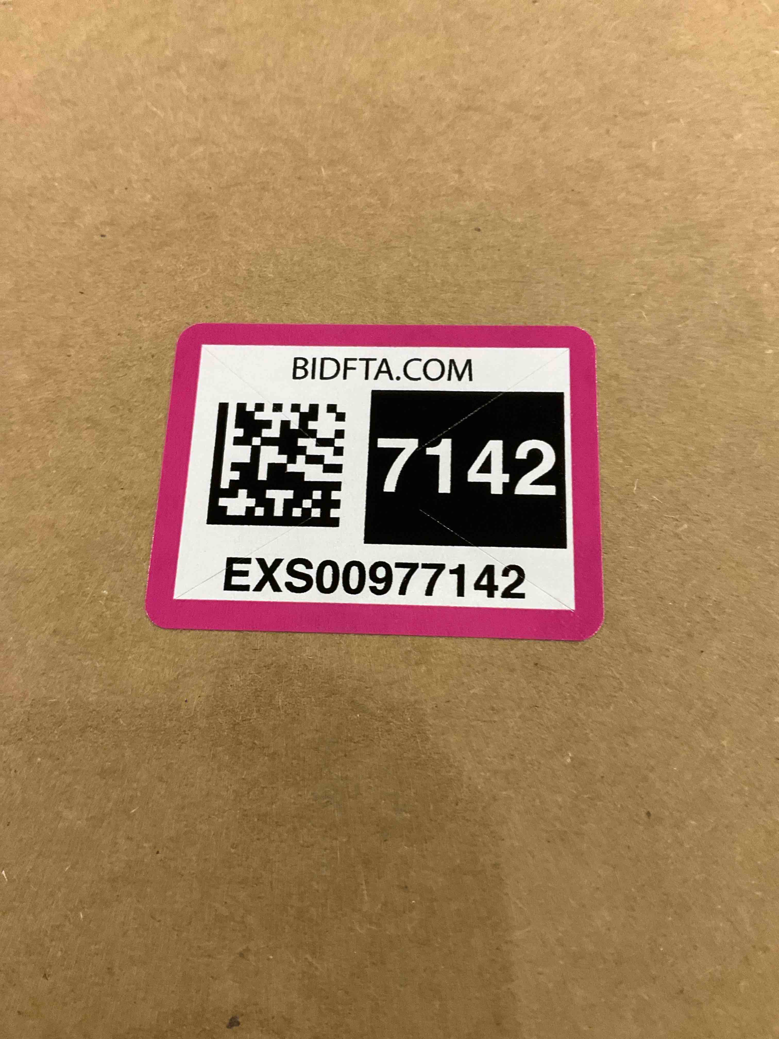 https://s3.amazonaws.com/lotting-images-prod/BargainHunt/EXS00977142_1707222052316.jpeg