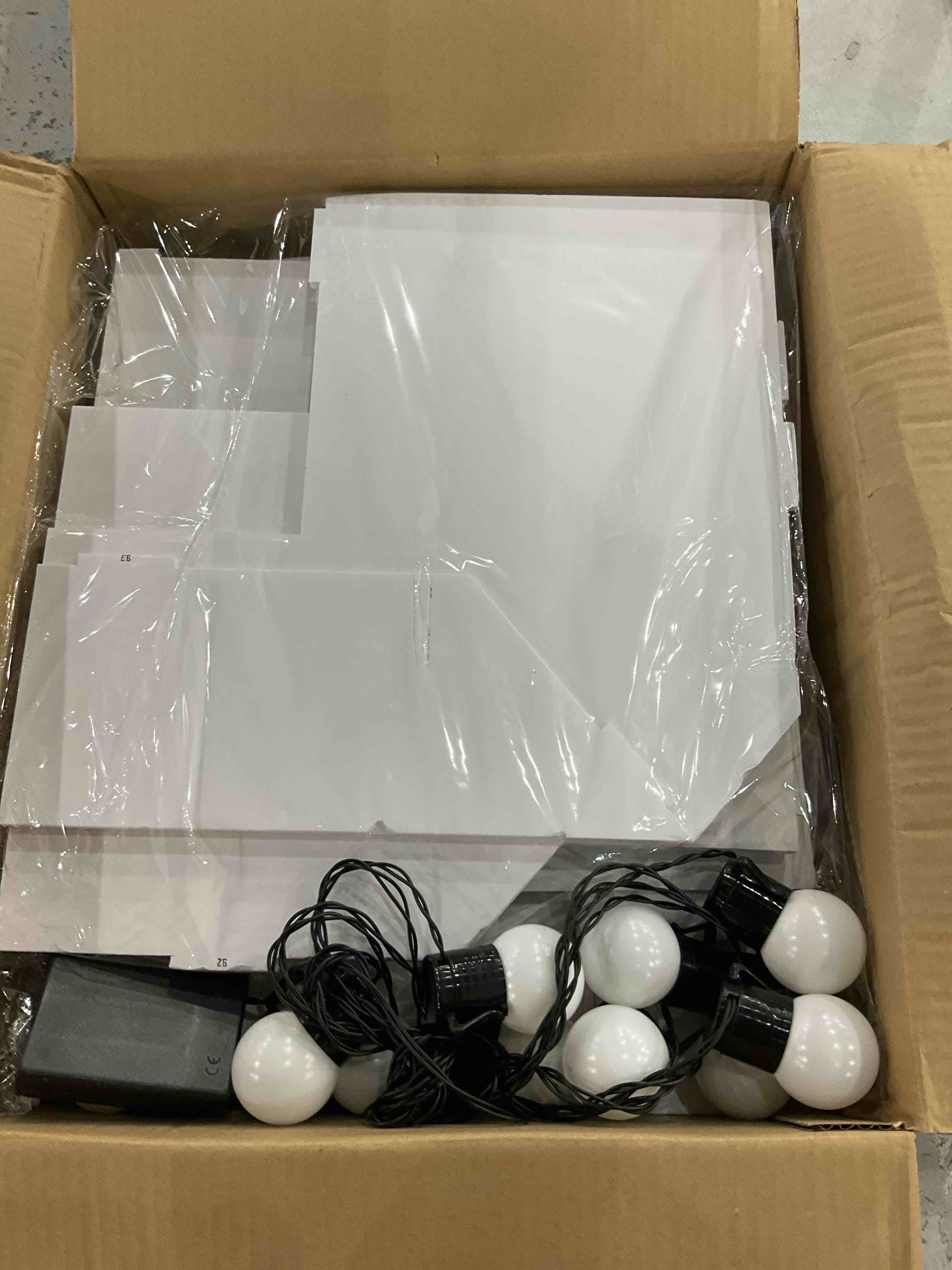 https://s3.amazonaws.com/lotting-images-prod/BargainHunt/EXS00977155_1707224062225.jpeg