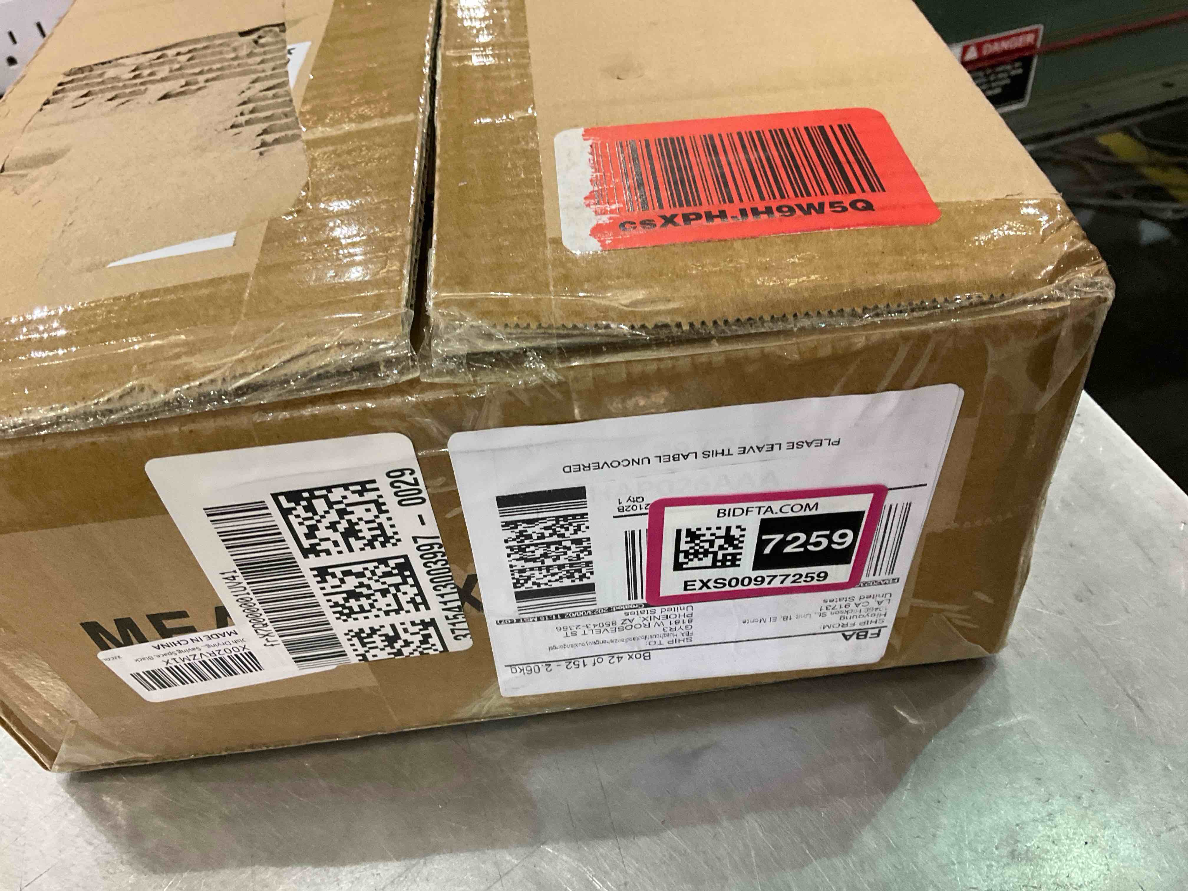https://s3.amazonaws.com/lotting-images-prod/BargainHunt/EXS00977259_1707317051181.jpeg