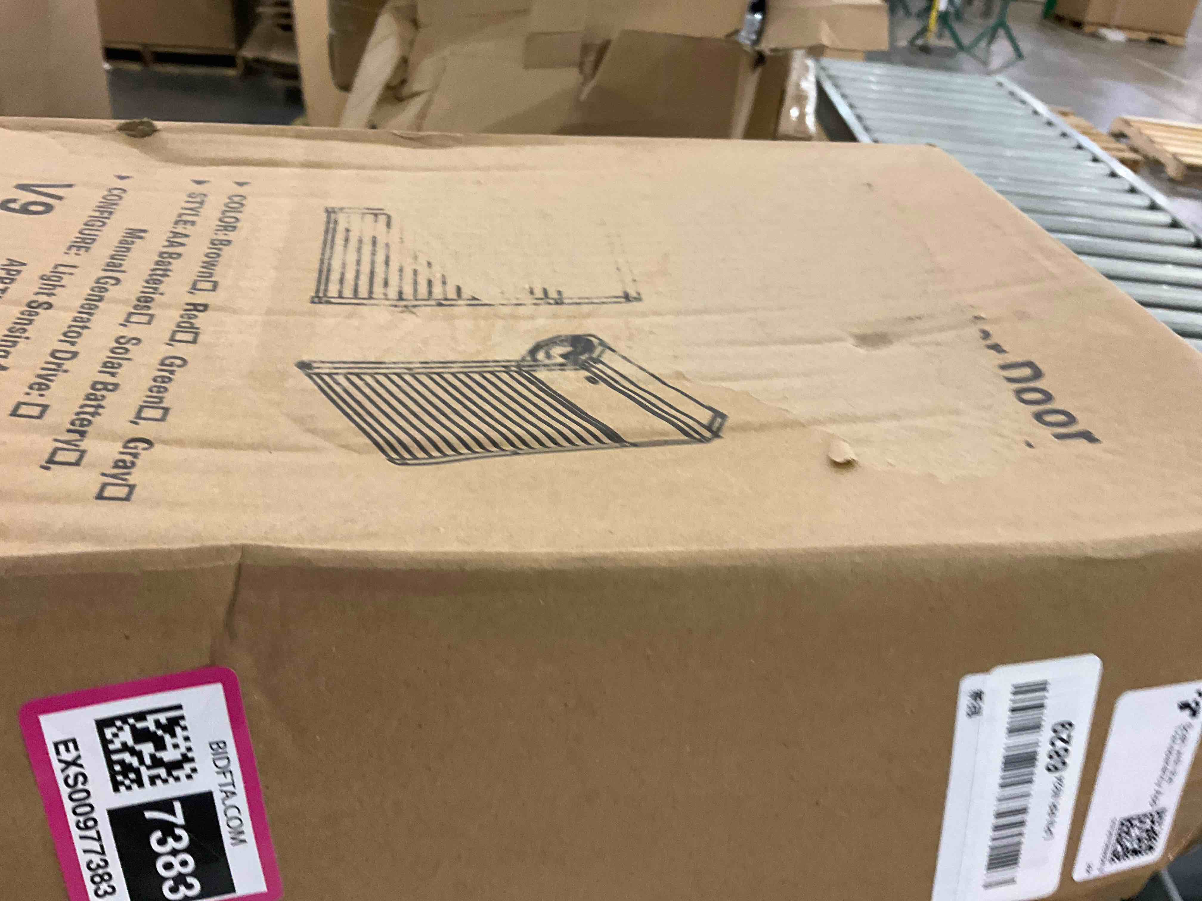 https://s3.amazonaws.com/lotting-images-prod/BargainHunt/EXS00977383_1707335913002.jpeg