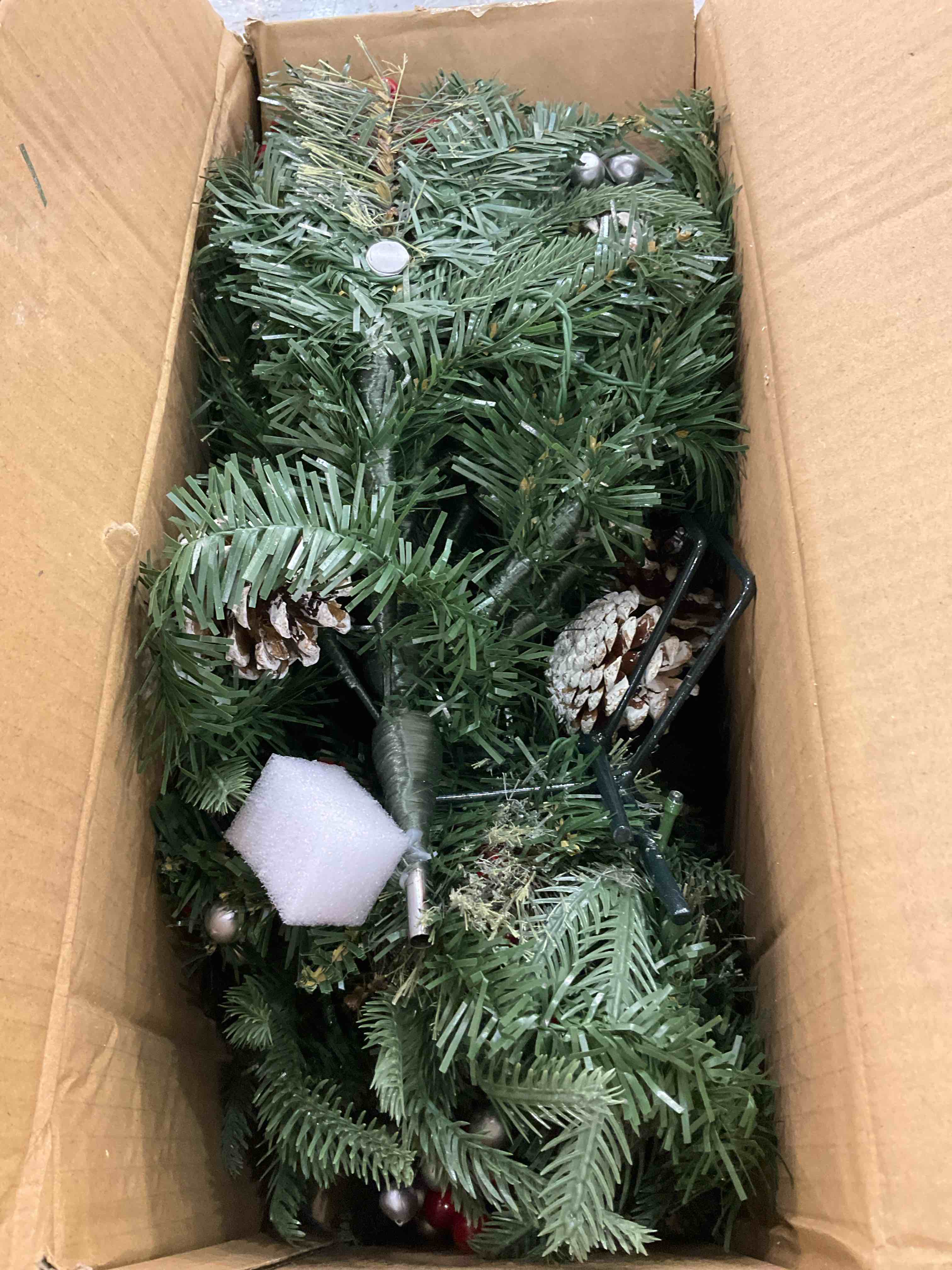 https://s3.amazonaws.com/lotting-images-prod/BargainHunt/EXS00977450_1707404702989.jpeg