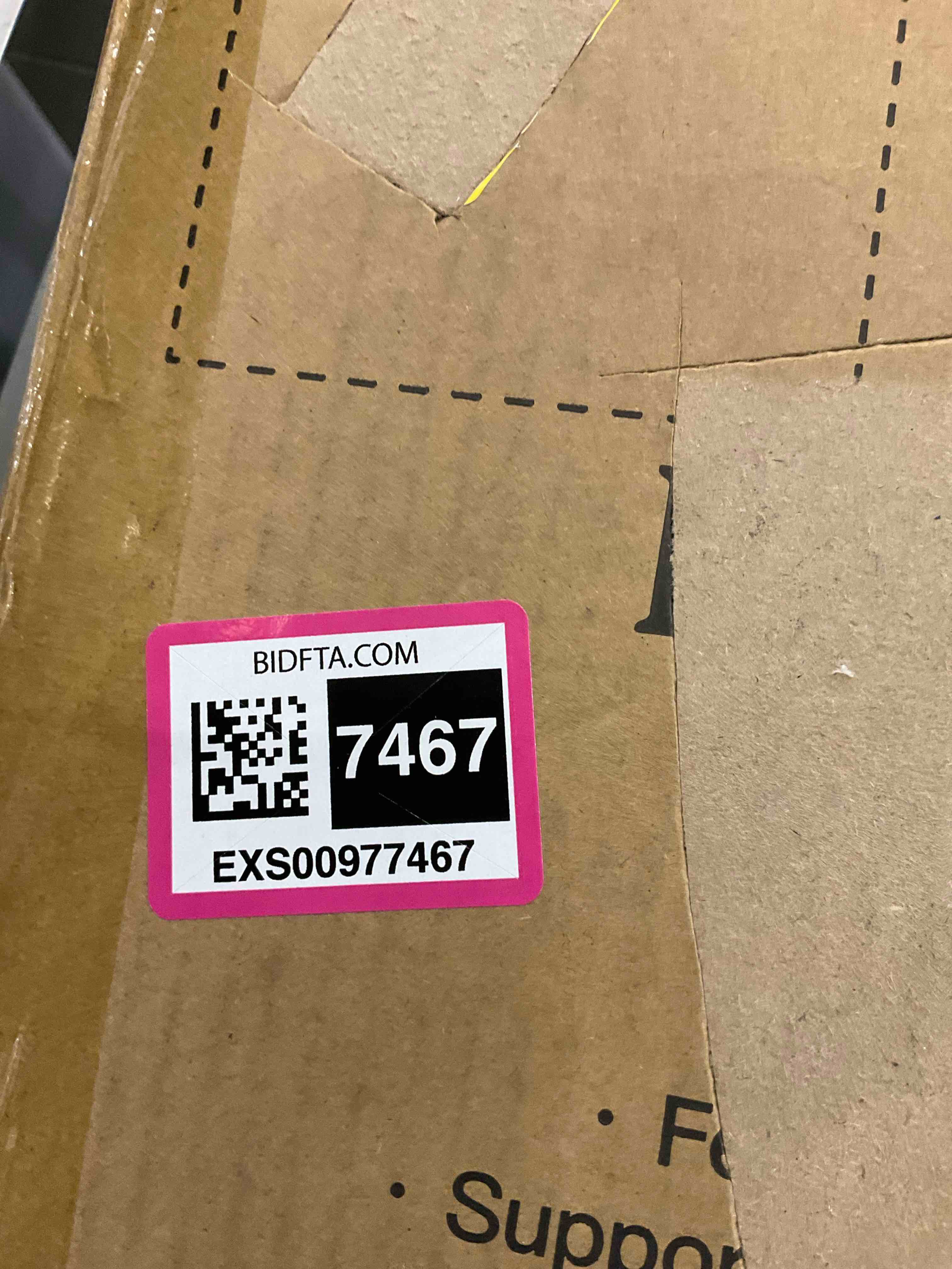 https://s3.amazonaws.com/lotting-images-prod/BargainHunt/EXS00977467_1707407183002.jpeg
