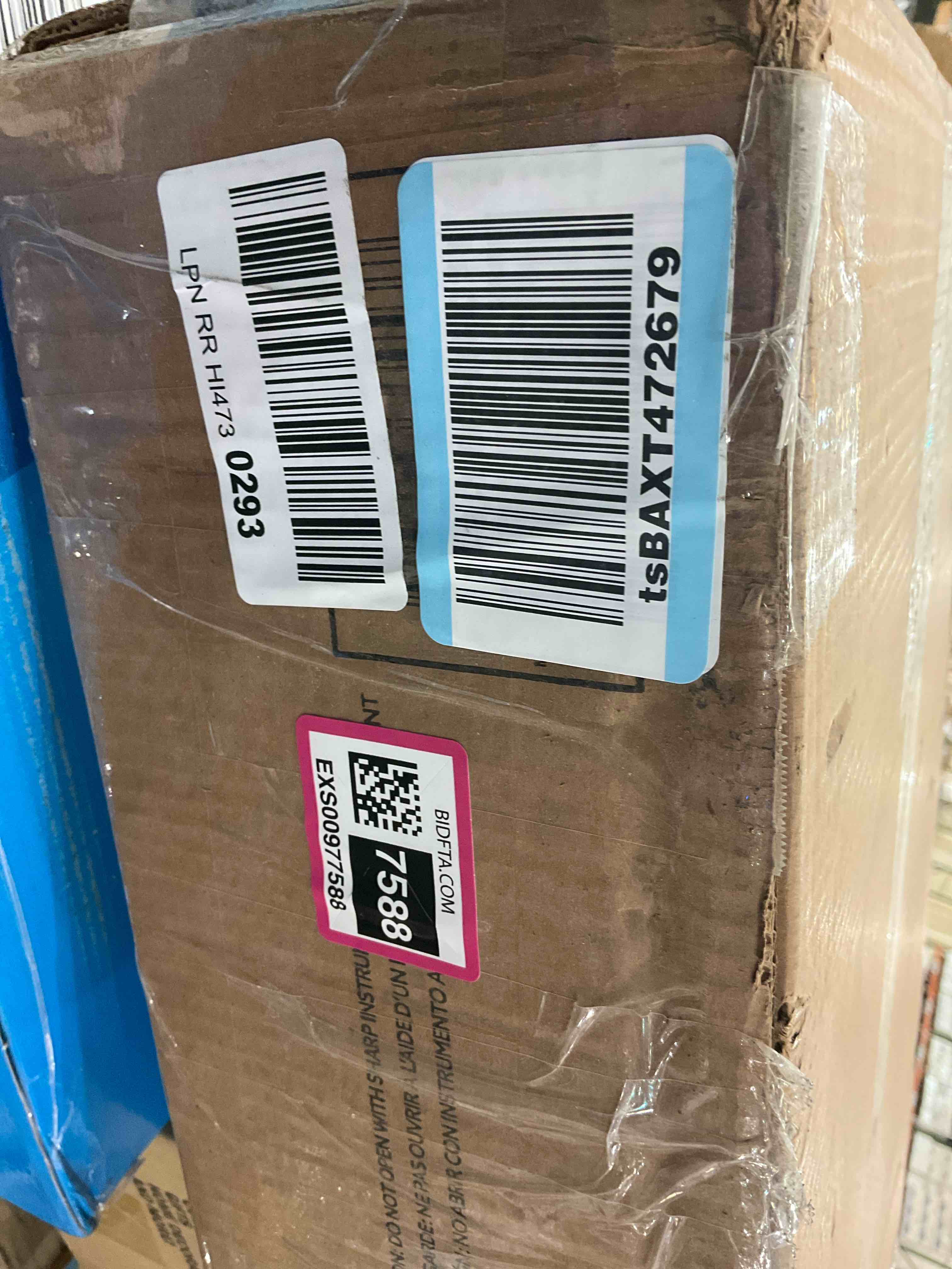 https://s3.amazonaws.com/lotting-images-prod/BargainHunt/EXS00977588_1707839069059.jpeg