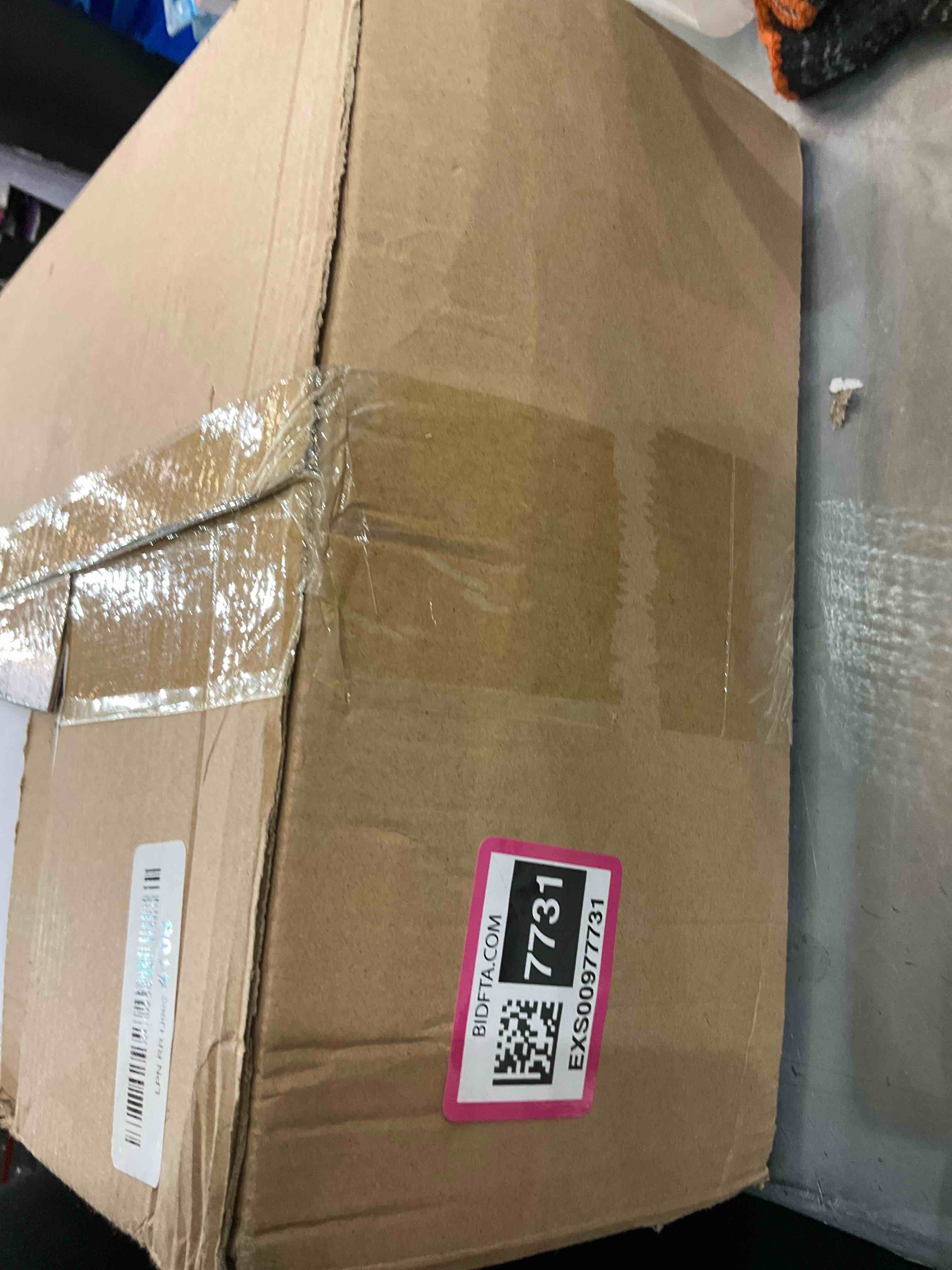 https://s3.amazonaws.com/lotting-images-prod/BargainHunt/EXS00977731_1707928335299.jpeg