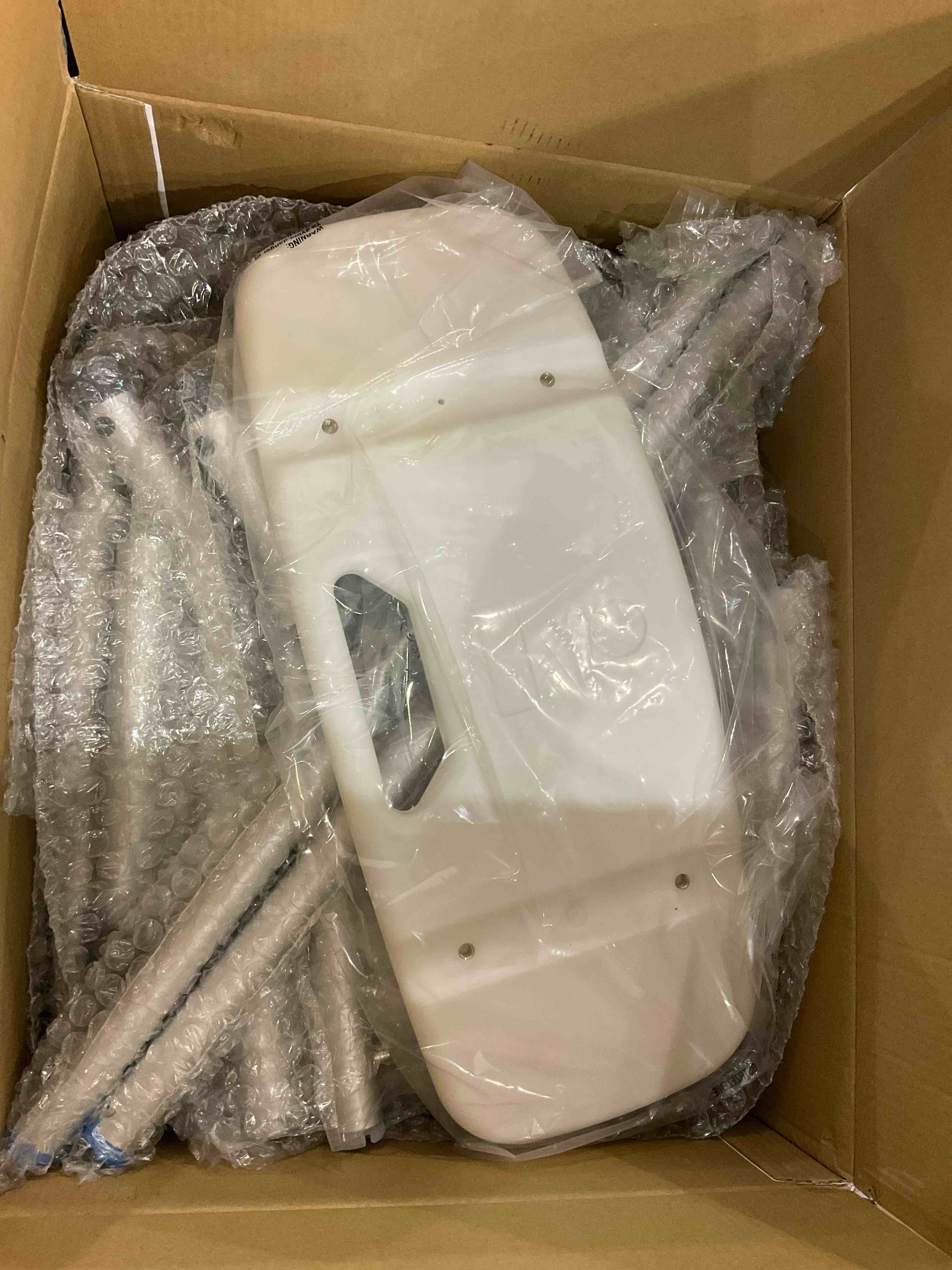 https://s3.amazonaws.com/lotting-images-prod/BargainHunt/EXS00977773_1708000827555.jpeg