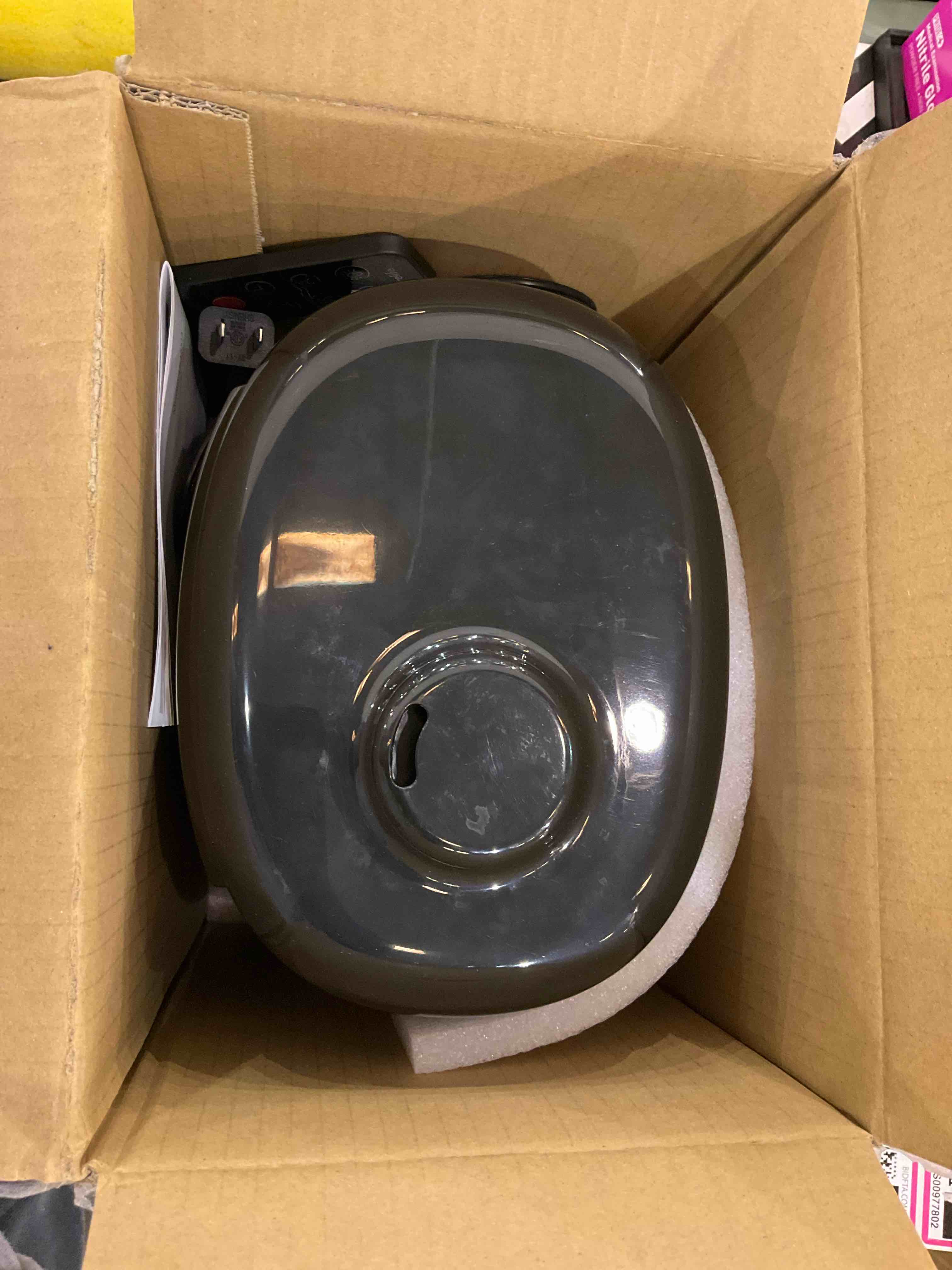 https://s3.amazonaws.com/lotting-images-prod/BargainHunt/EXS00977800_1708010397855.jpeg